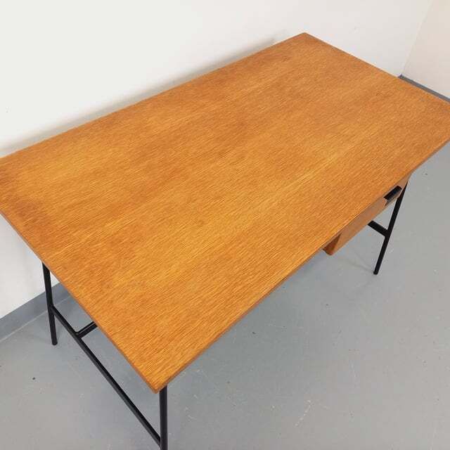 Pierre Paulin Modernist Desk In Oak And Metal photo vintage