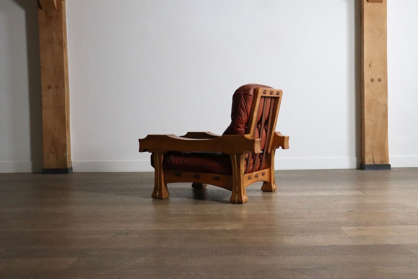 photo furniture Hussar Lounge Chair By Luciano Frigerio, Italy 1970s