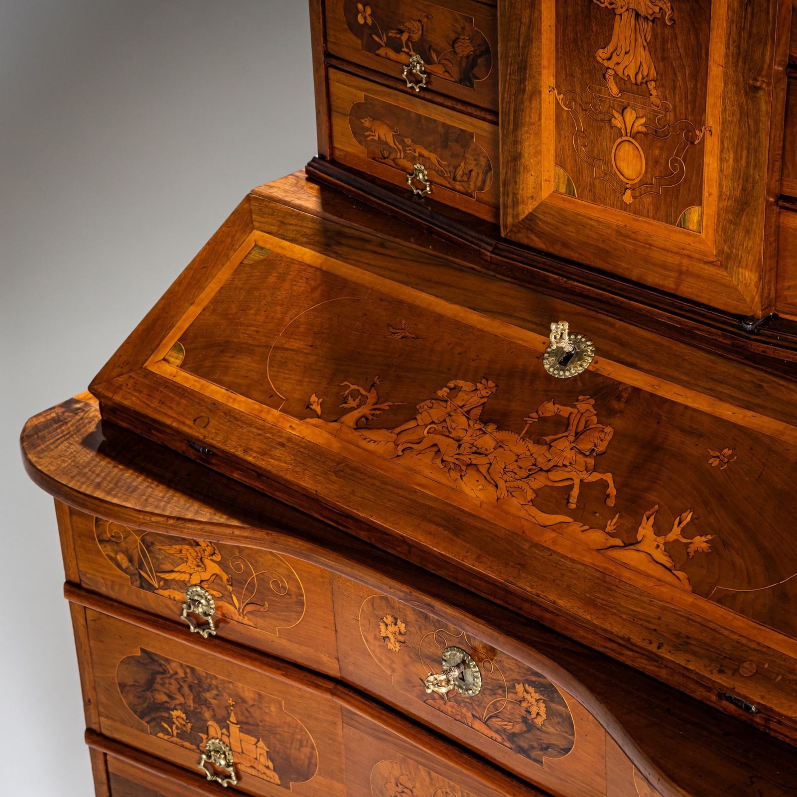 Baroque Secretary à Trois Corps In Walnut, Mid 18th Century photo Furniture