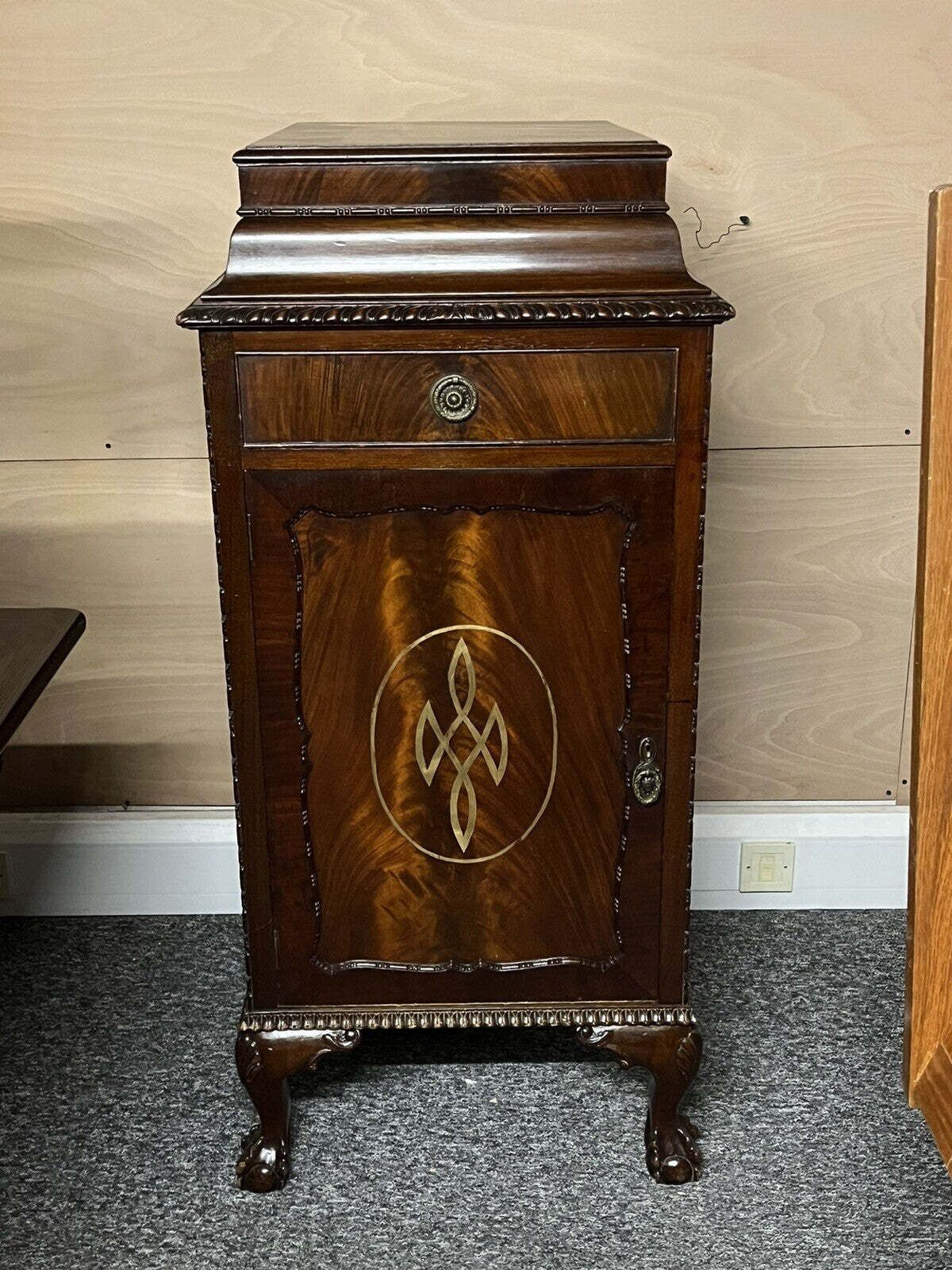 photo vintage Edwardian Mahogany Wine Cabinet Celleratte, Wine Storage & Drawer.