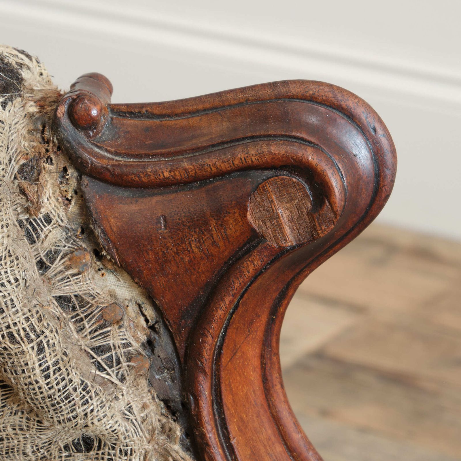 photo furniture Mid 19th Century Country House Armchair
