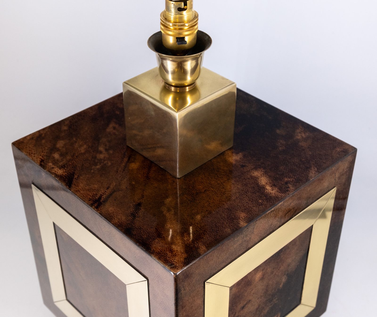 Italian Lacquered Vellum & Brass Large Table Lamp And Shade Attr Aldo Tura 1960 photo Lighting