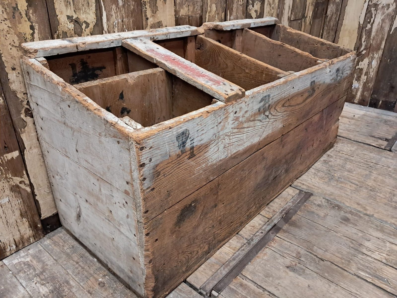 Furniture Primitive Textile Bin photo