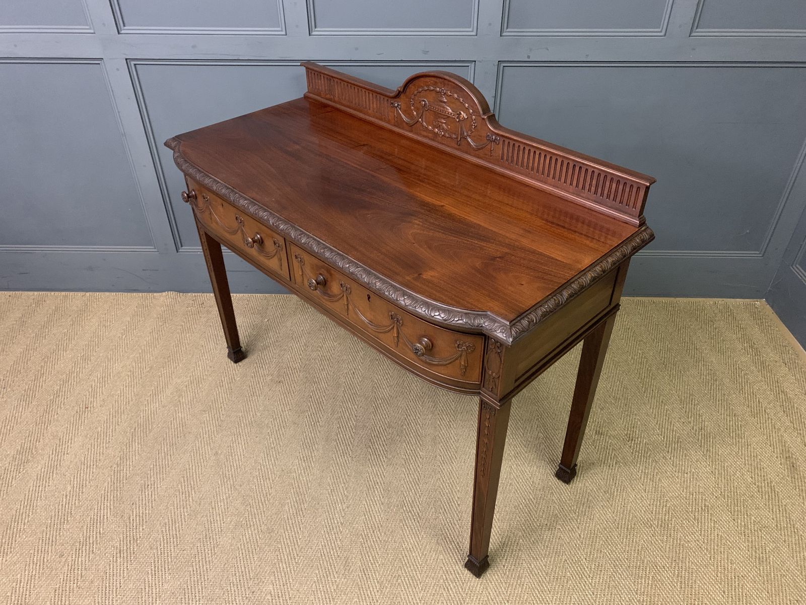 Adams Style Mahogany Side Table photo 1250.0