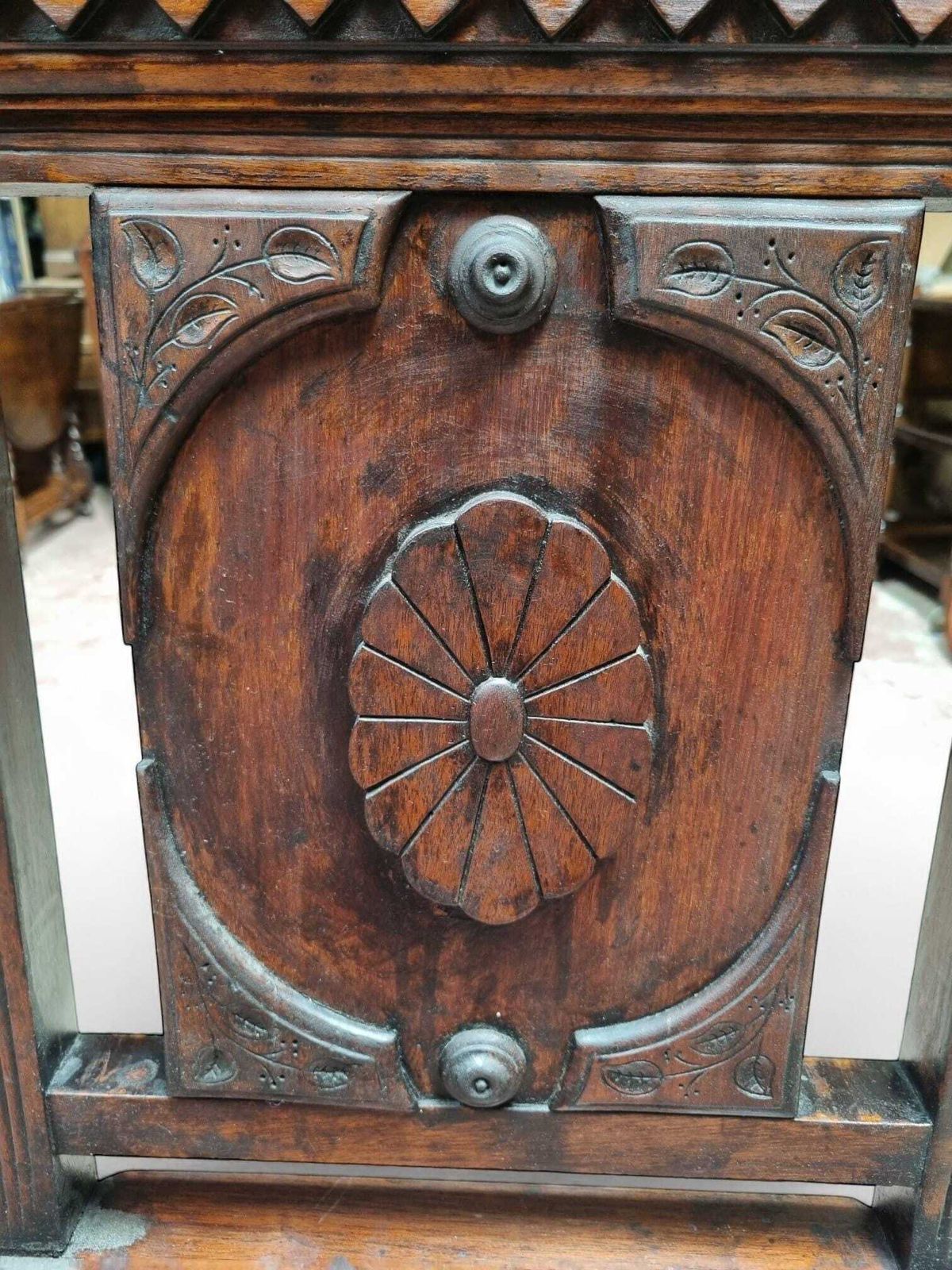 Antique Mahogany Hall Chair / Highly Carved C1840 photo 250.0