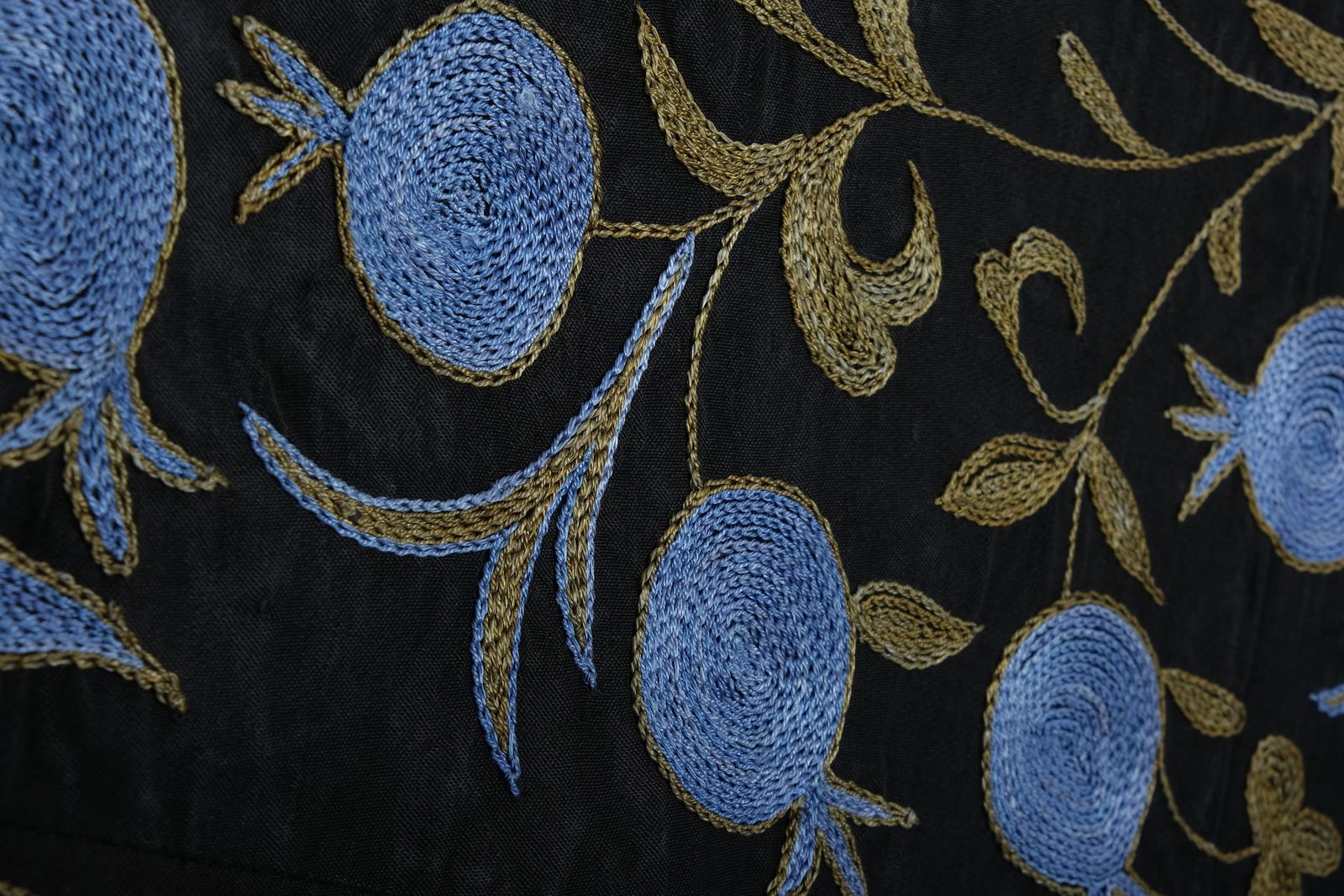 Silk Suzani From Uzbekistan, Central Asia Black And Blue Samarkand Wall Hanging Decor, Floral Uzbek Bedspread 103 X 186 photo furniture