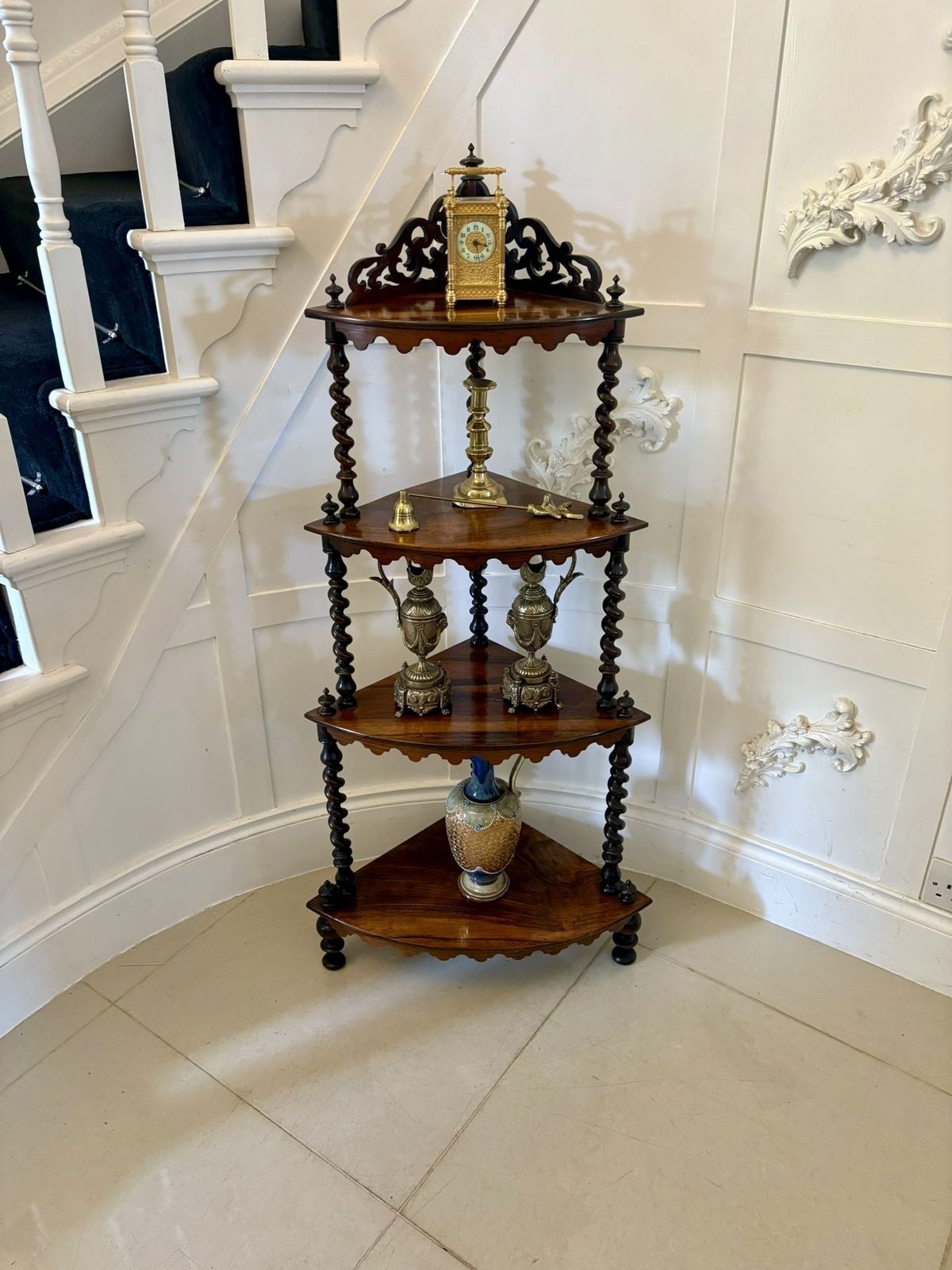 Superb Quality Antique 19th Century 4 Tier Rosewood Corner Whatnot photo for sale