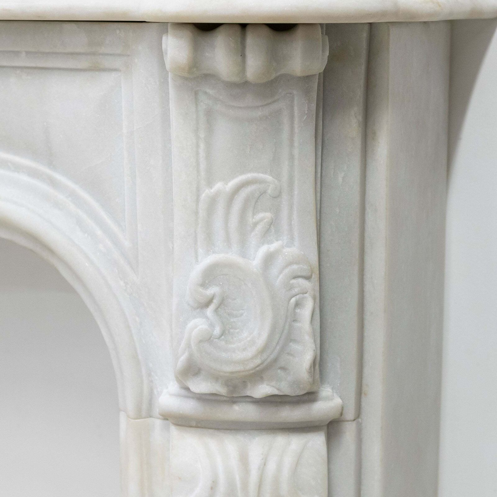 photo furniture Antique Louis XV French Style Statuary Marble Fireplace