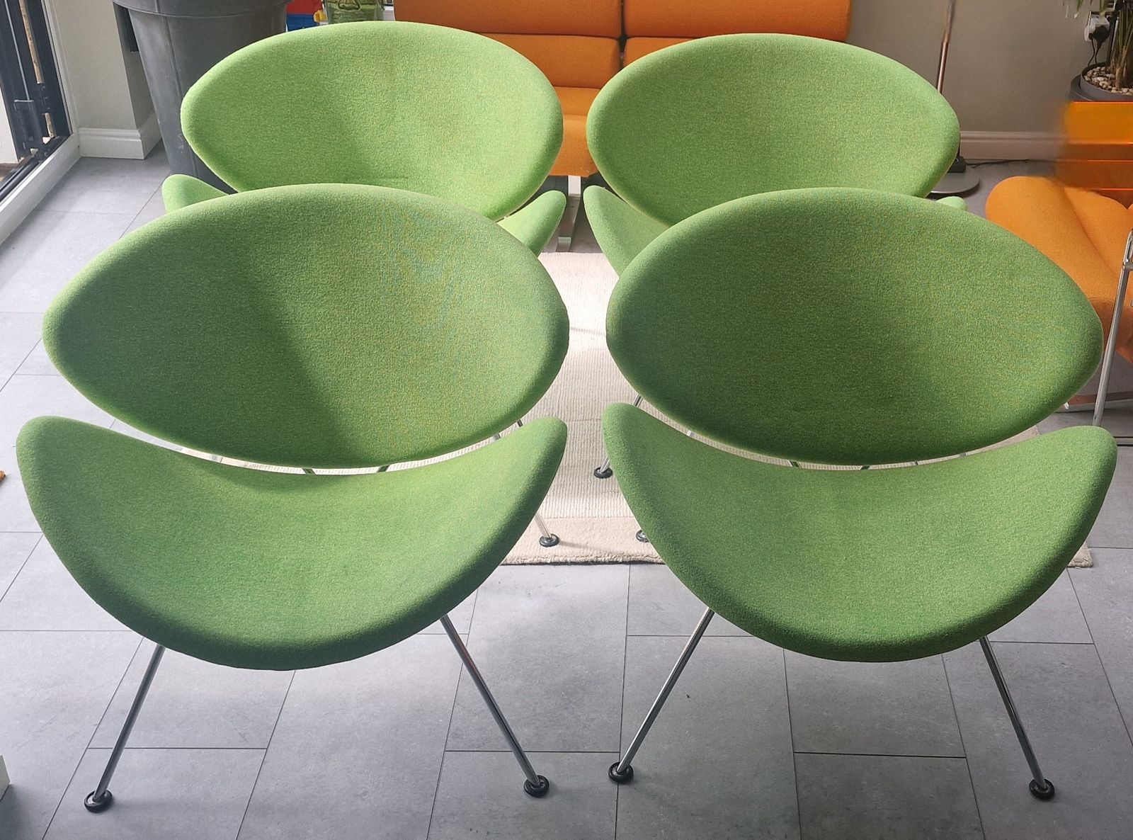 Set Of 4 Early Edition Orange Slice Chair Smodel F437 Pierre Paulin For Artifort In Orignal Green Fabric