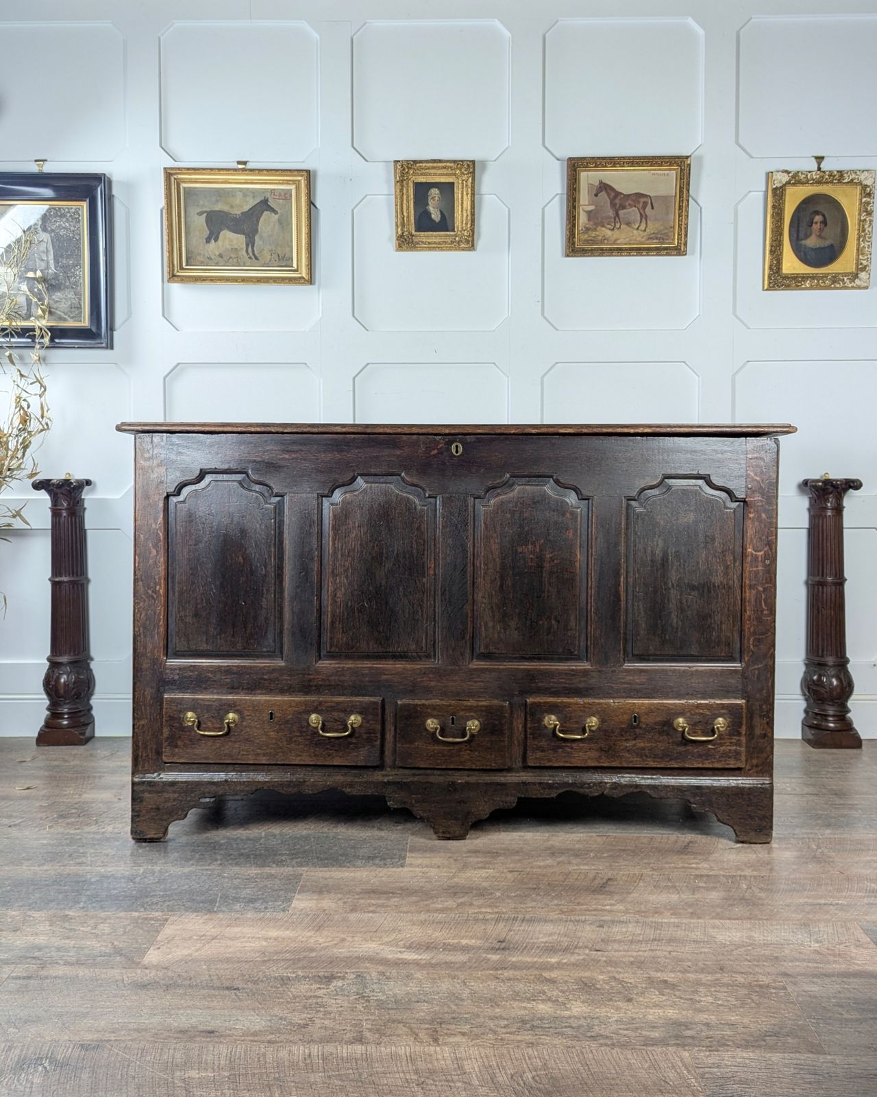 Large 18th Century Oak Mule Chest With Drawers And Hidden Storage