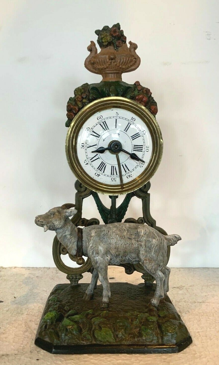 20th Century Polychrome Goat Decor Regular Pendulum