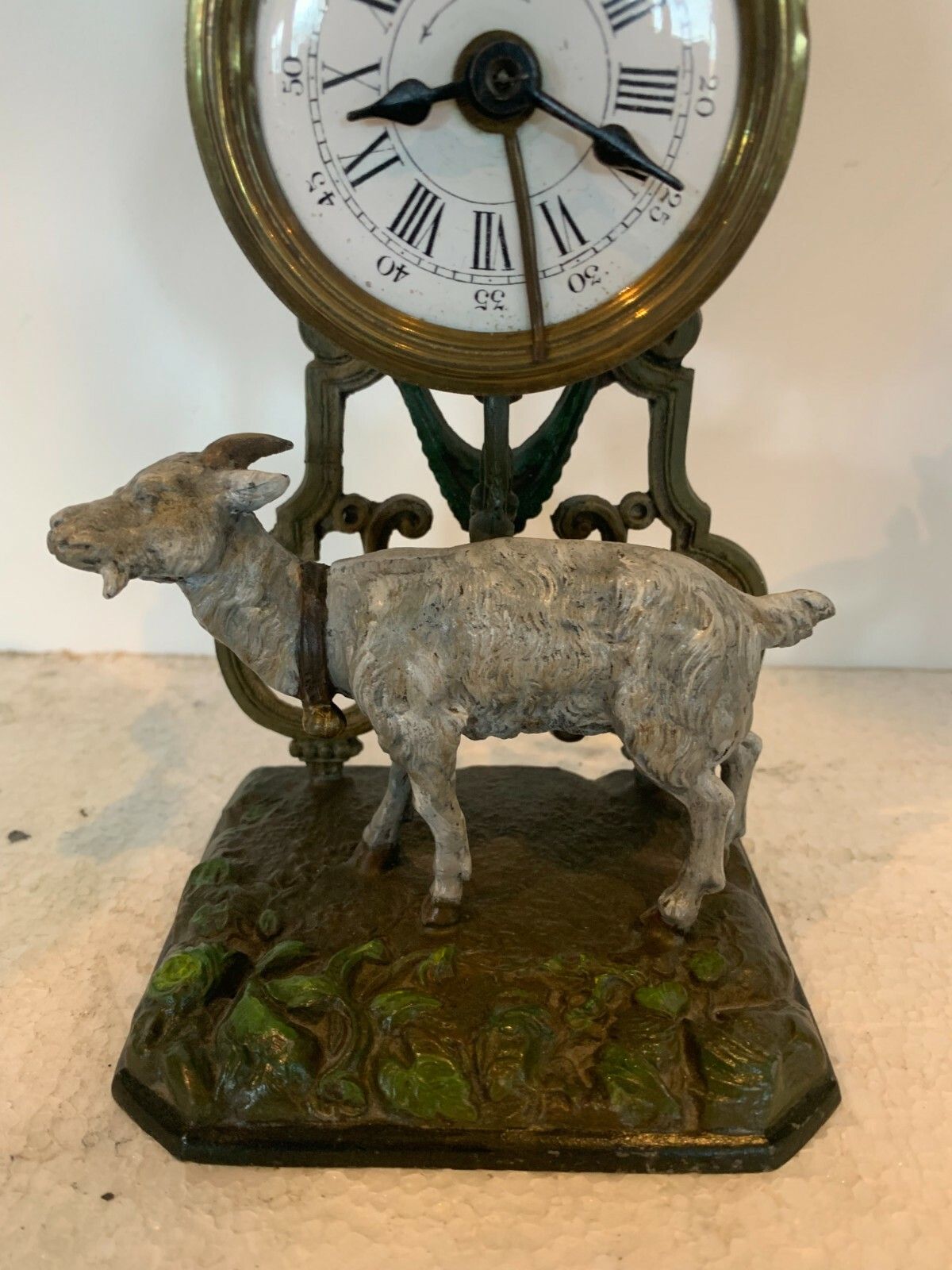 20th Century Polychrome Goat Decor Regular Pendulum photo furniture