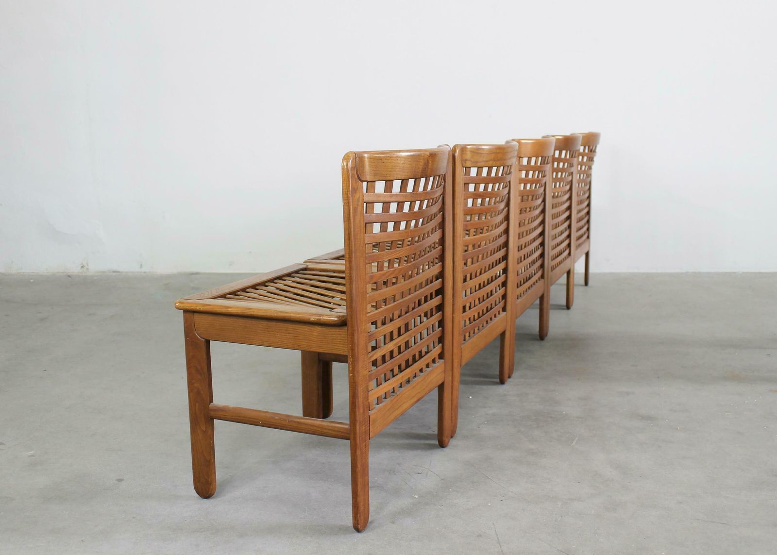 10364.0 Titina Ammannati & Giampiero Vitelli Six Transenna Chairs By Pozzi And Verga 70s photo