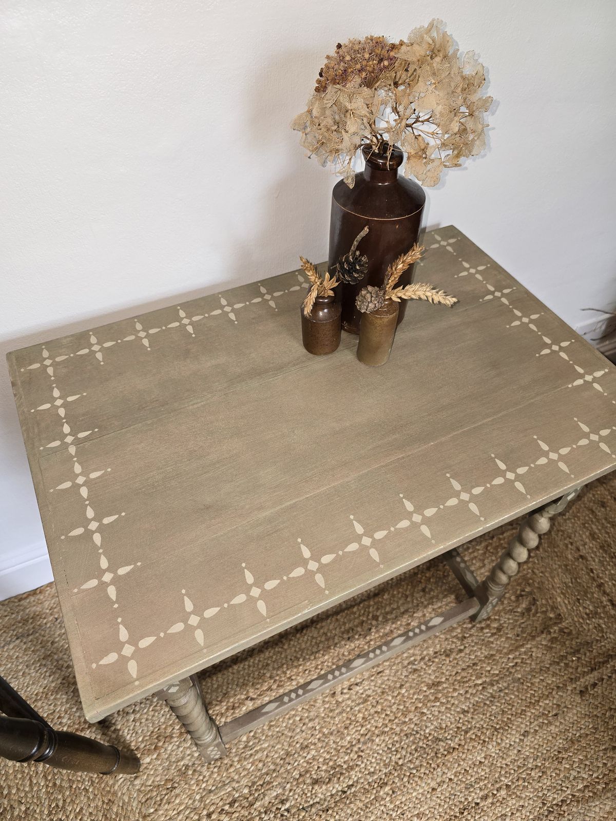 Rustic Hand Painted Barley Twist Table photo Furniture