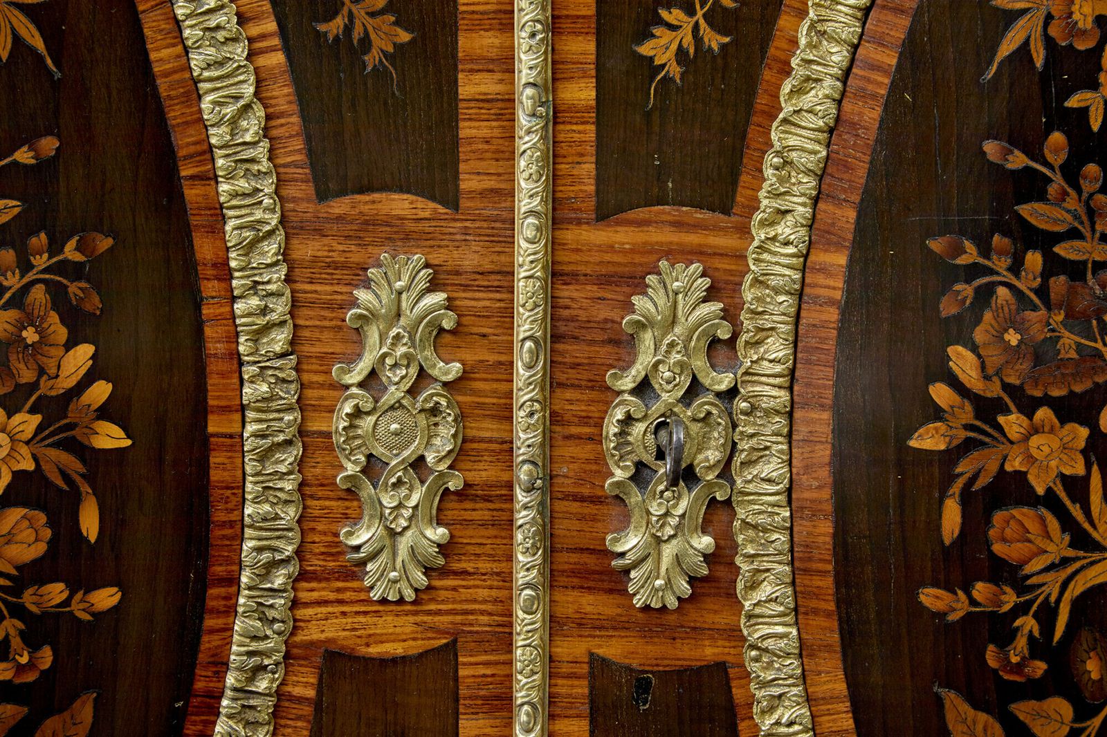 10945.0 19th Century Louis XVI Style Ormolu Mounted Marquetry Side Cabinet photo