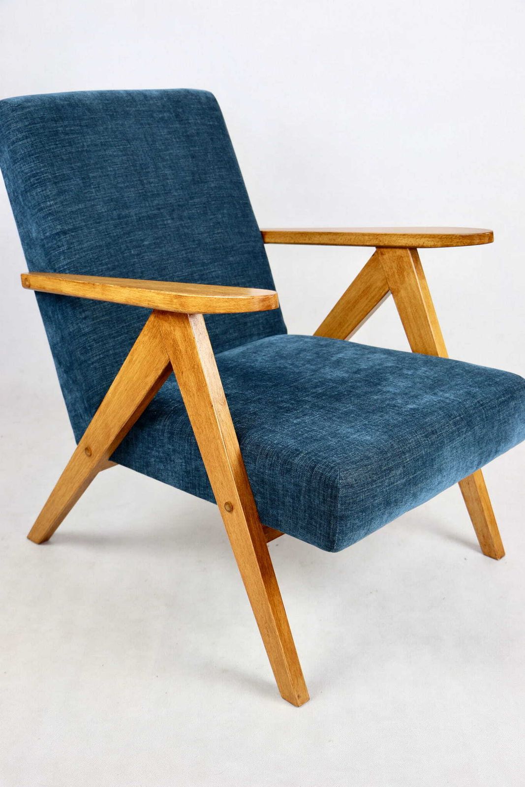 Armchair B 310 Var Blue Navy Structured