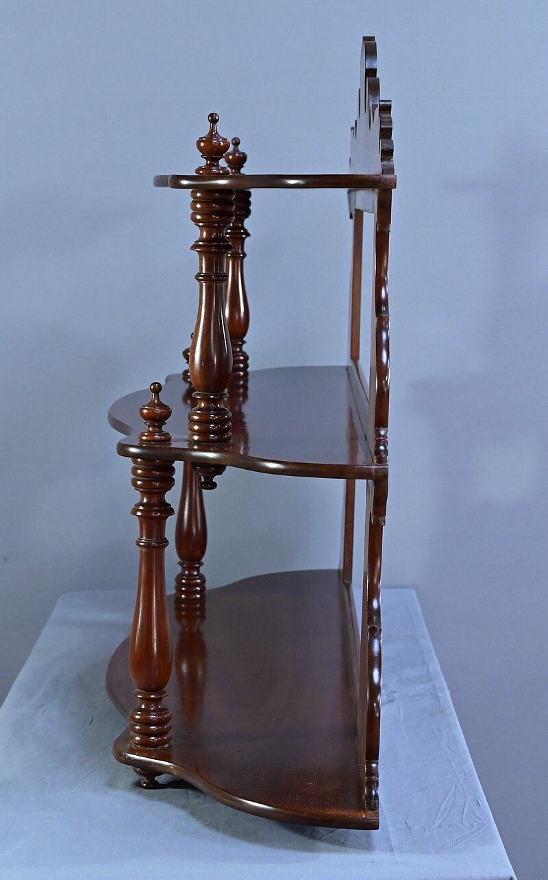 photo vintage Mahogany Wall Shelf, Louis Philippe Period – Mid 19th Century
