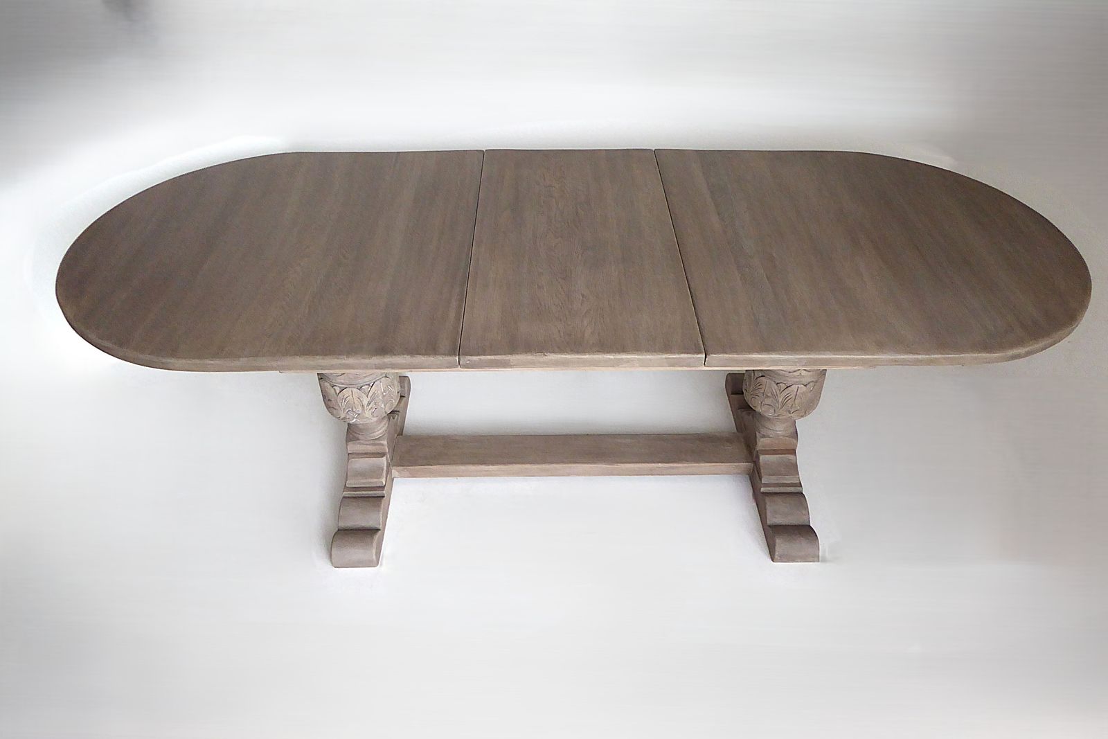 photo vintage Antique Extending Weathered  Solid Oak Refectory Kitchen Dining Table 227 X 92 X 79 And Six Chairs