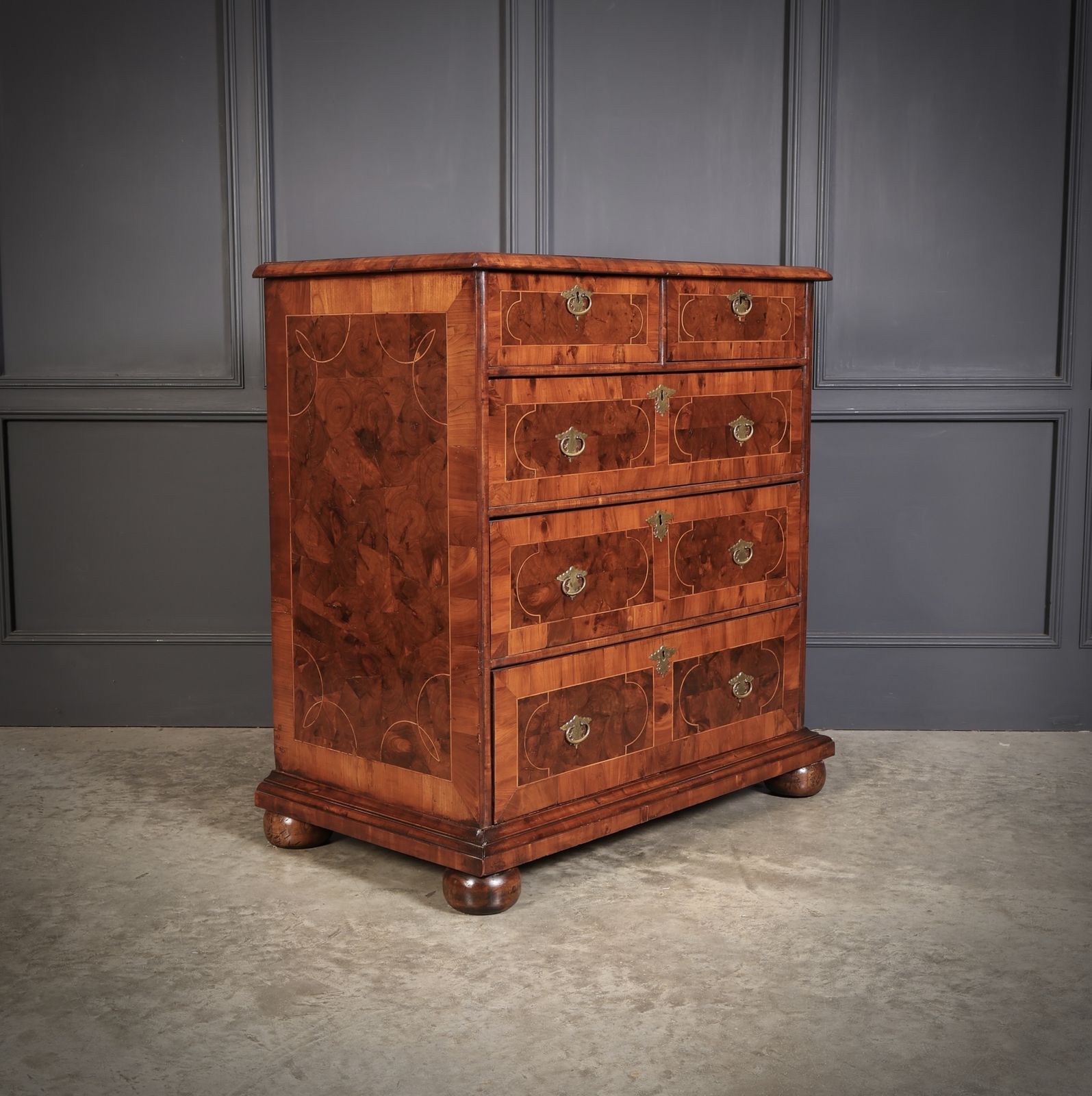 William & Mary Oyster Veneered Chest Of Drawers photo buy