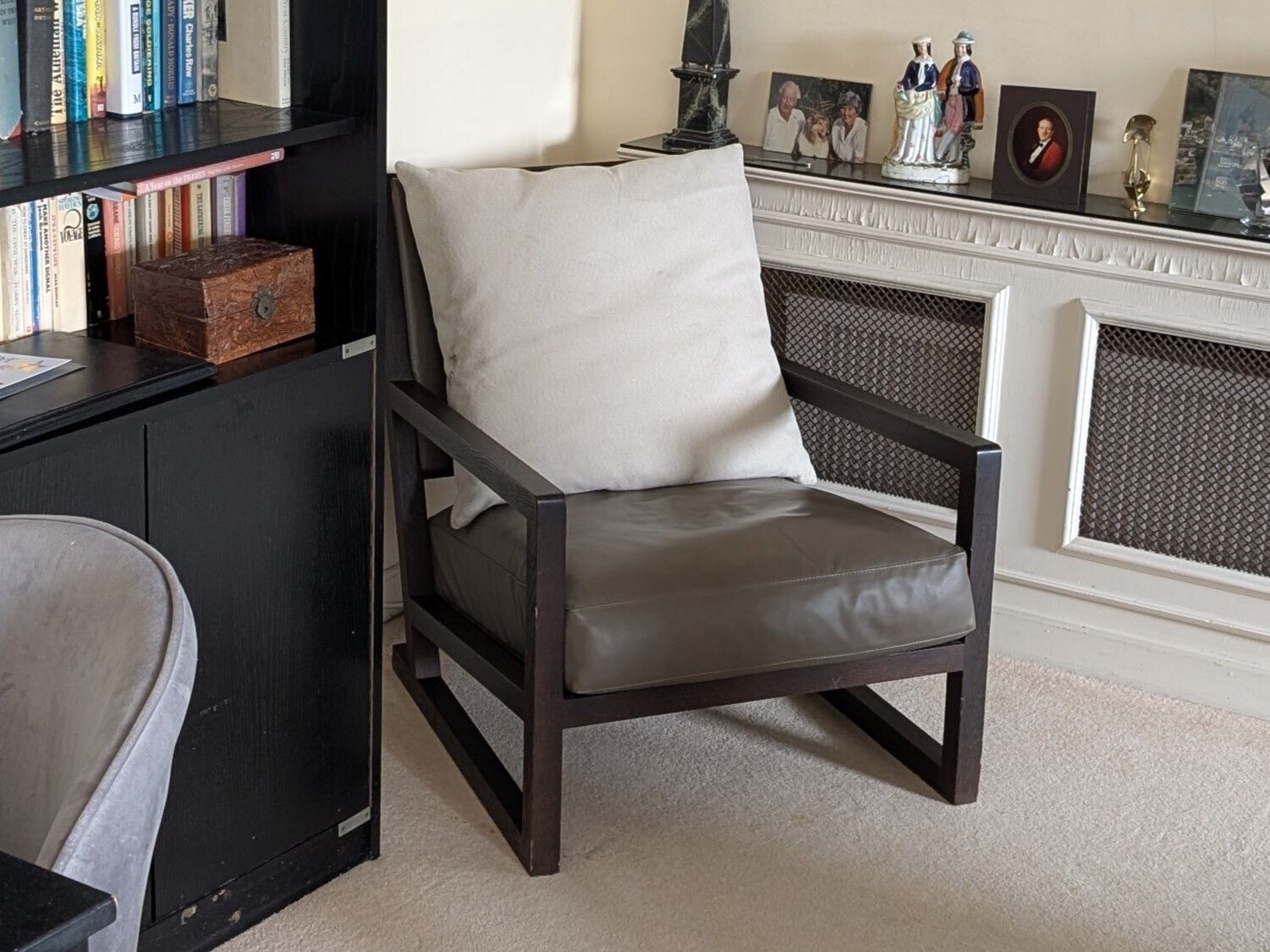 Pair Of Elegant B&B Italia Maxalto Clio Armchairs photo vinterior