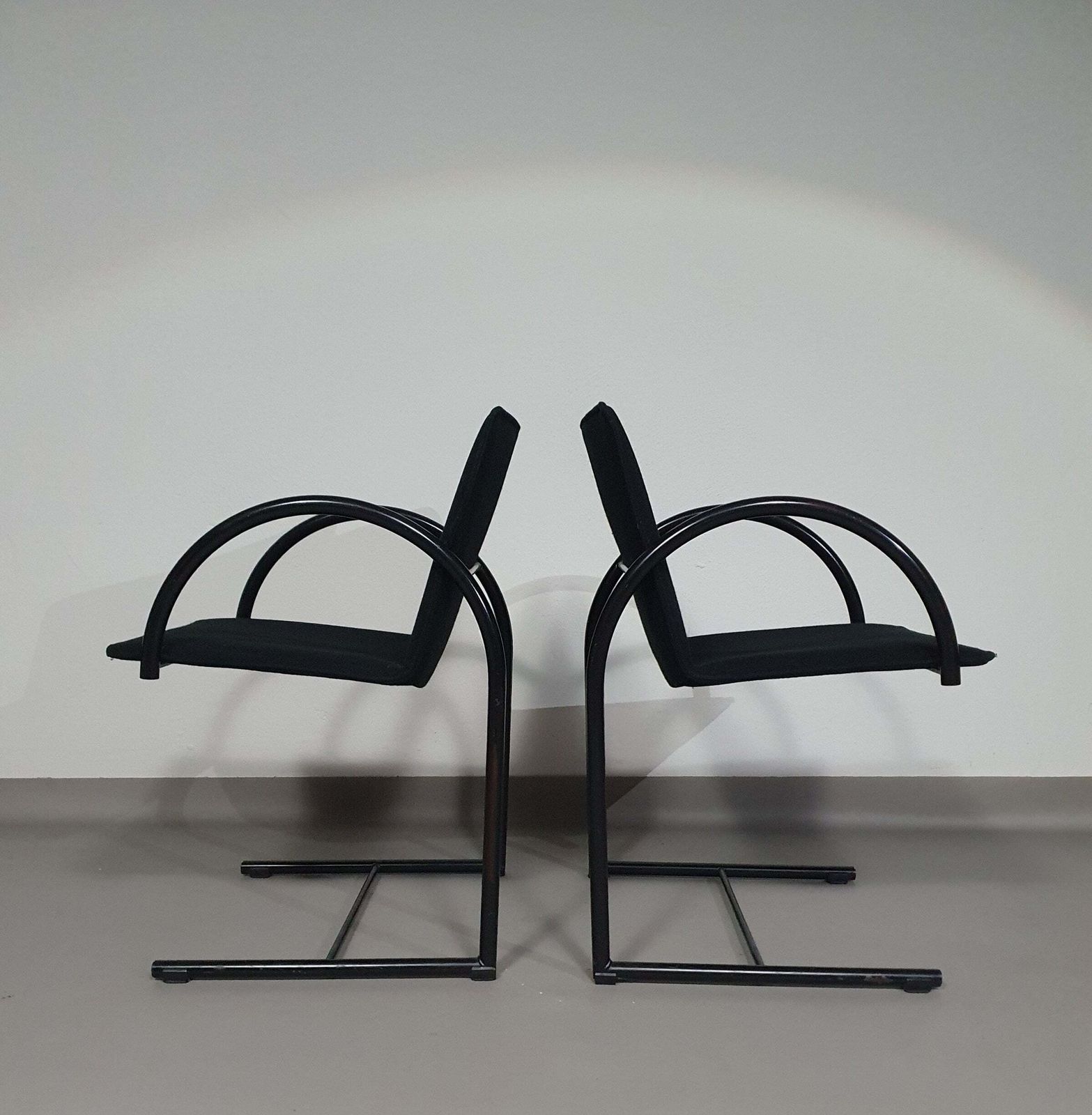 photo for sale Cirkel Arm Chairs By Pierre Mazairac & Karel Boonzaaijer For Metaform 1980s