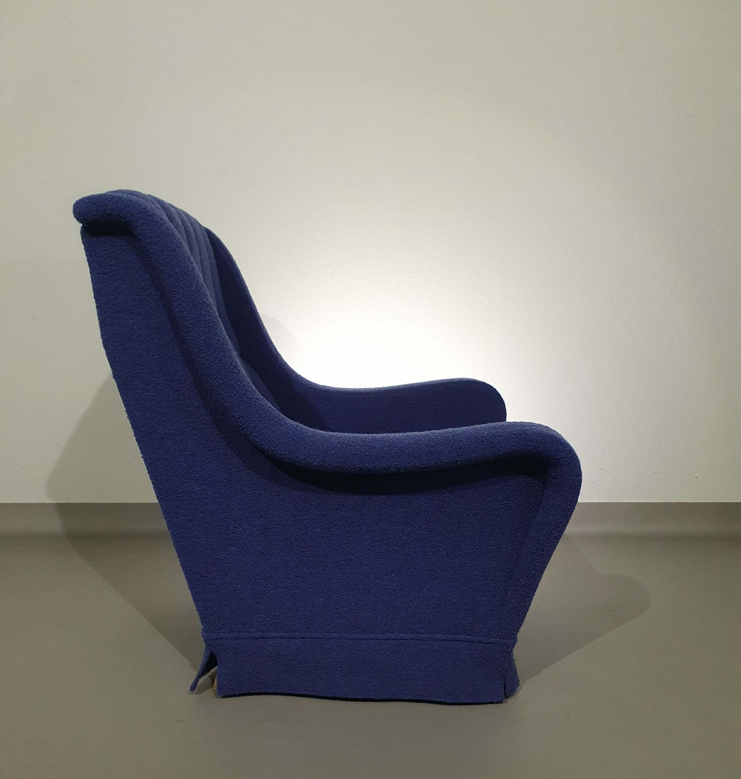 Graceful Arm Chair / Wool Bouclé / 70's photo furniture