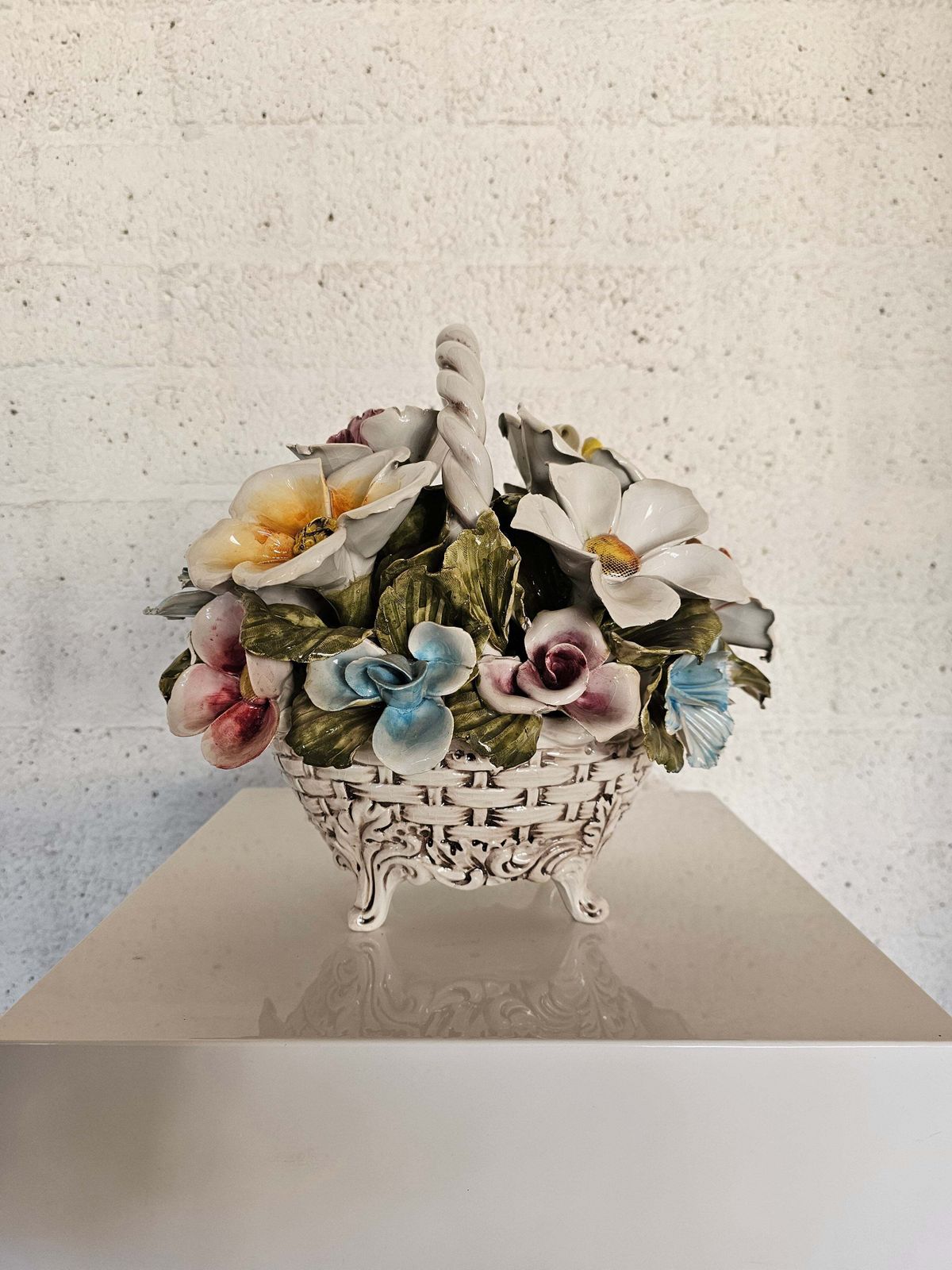 photo vinterior Bassano Ceramics Basket With Flowers, Italy 1950s
