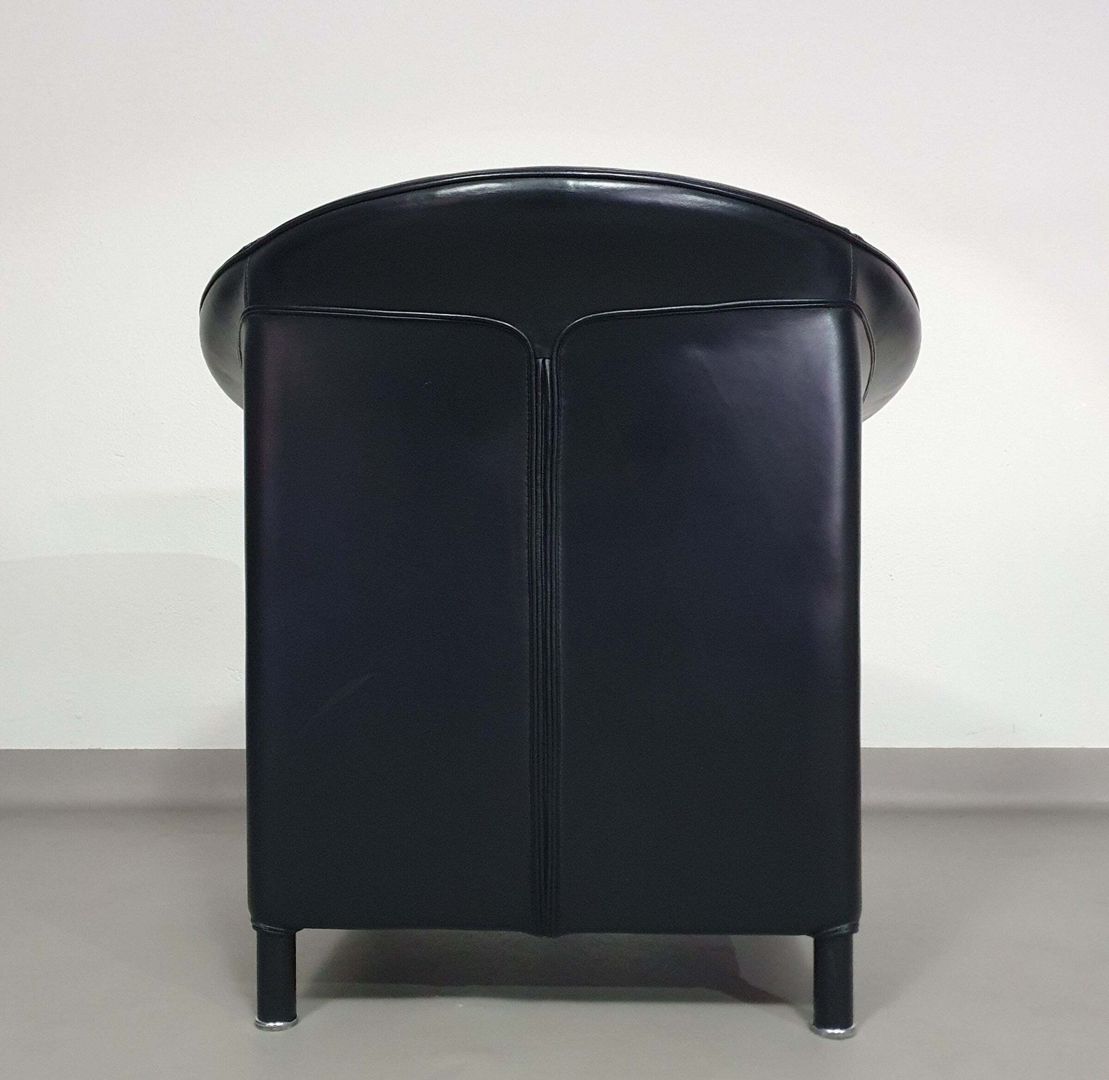 Aura Chairs / Black Leather By Paolo Piva For Wittmann 1980 photo vintage