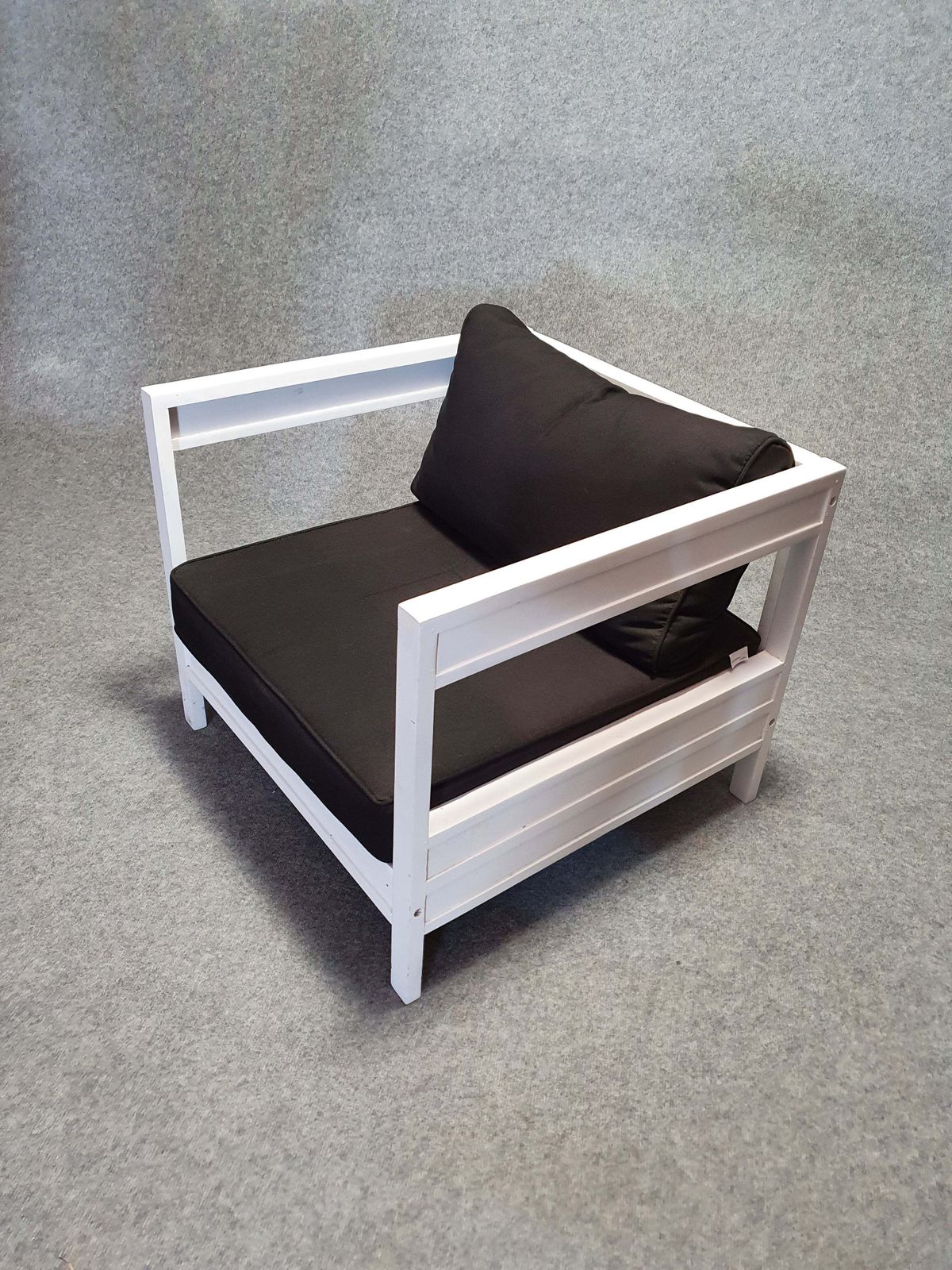 Rare Lounge Chair By Jan Des Bouvrie Collection / Marked.