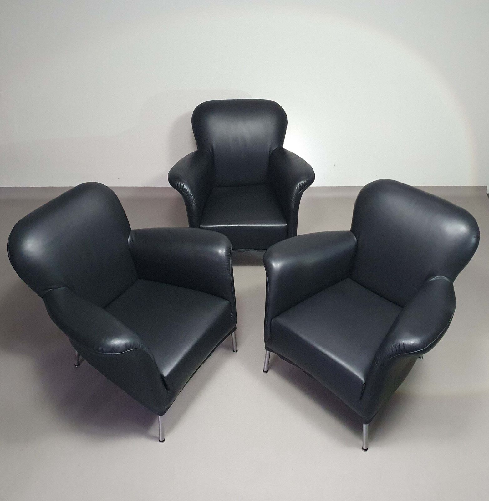 photo for sale 3 X Rare Fauteuil/ Model Turn /Black Leather / Bert Plantagie In Mint Condition.