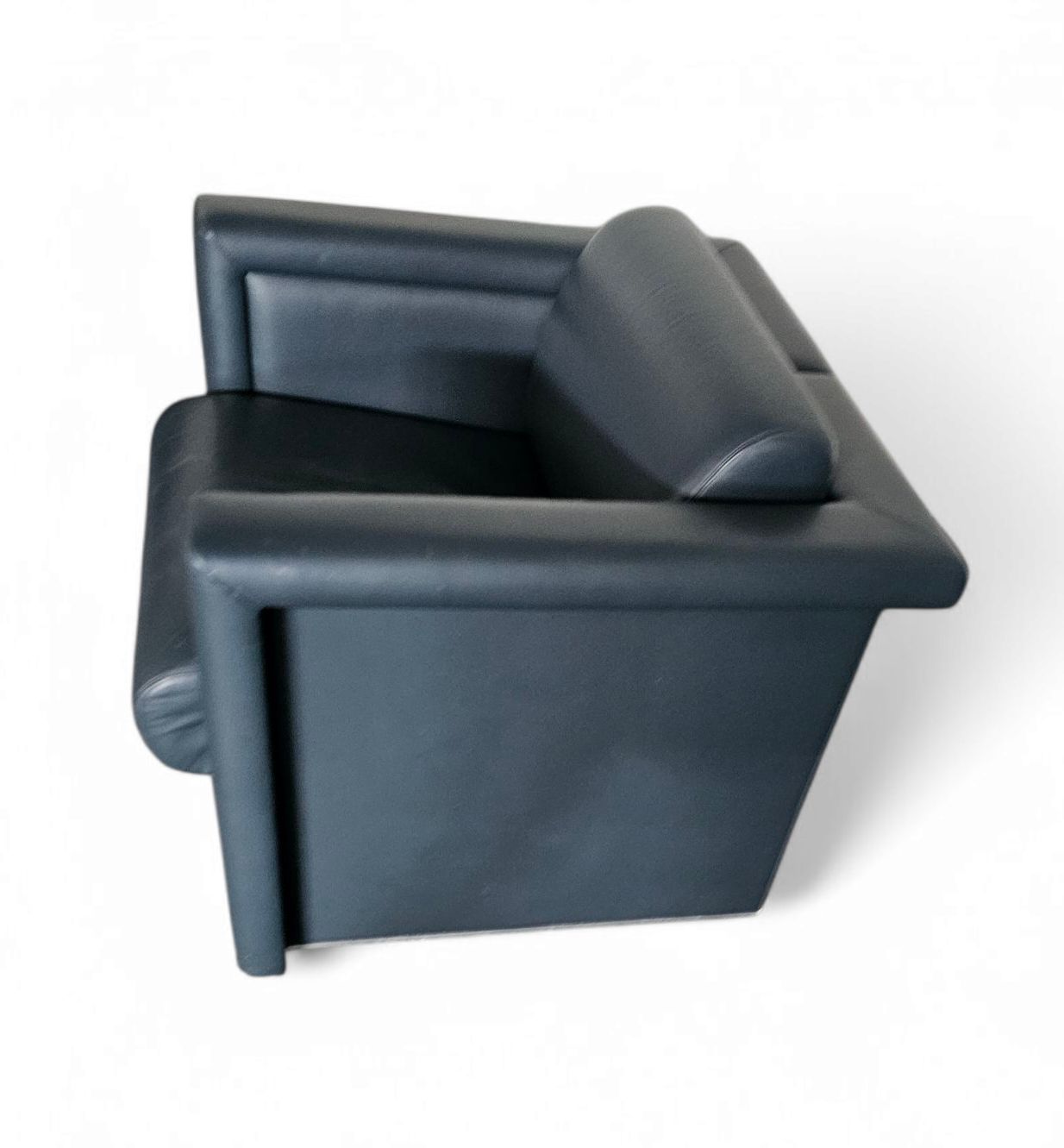 Furniture Pair / Trix And Robert Haussmann / Leather Chairs By Knoll photo