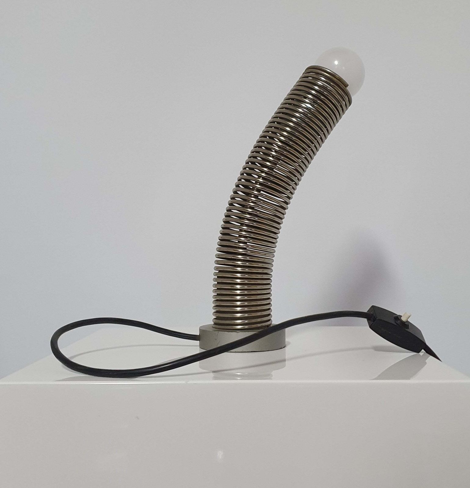 photo furniture Spring Adjustable Table Lamp 1970's