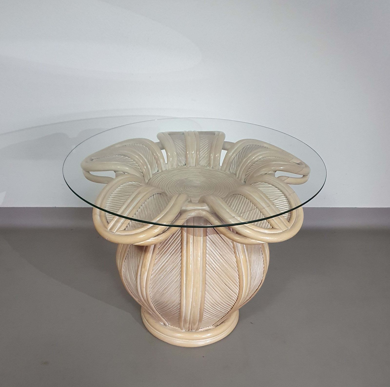 photo furniture Split Reed / Pencil Reed / Rattan / Bamboo Bell Flower Side Table.