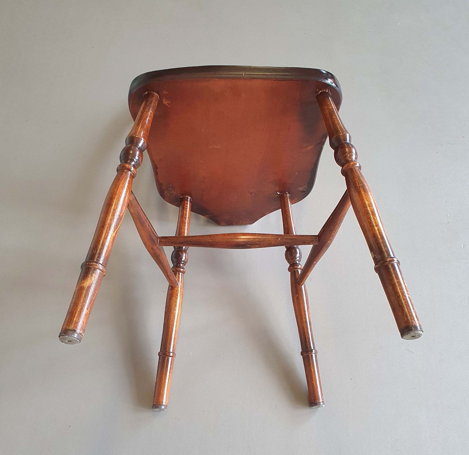 4 X Wheelback / Windsor Chairs / Marked photo buy