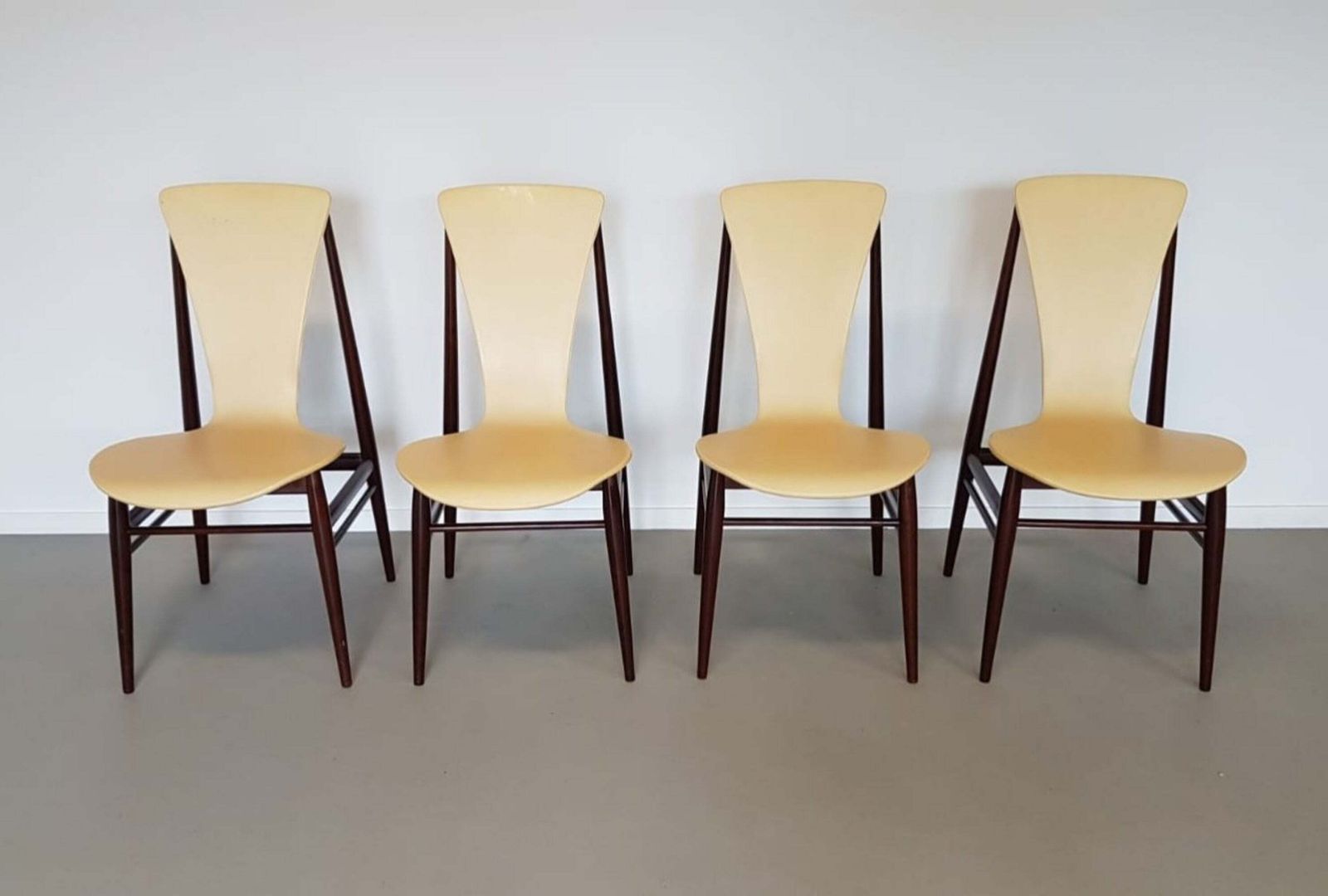 Set Of 4 Floating Seat Dining Chairs / 1950s