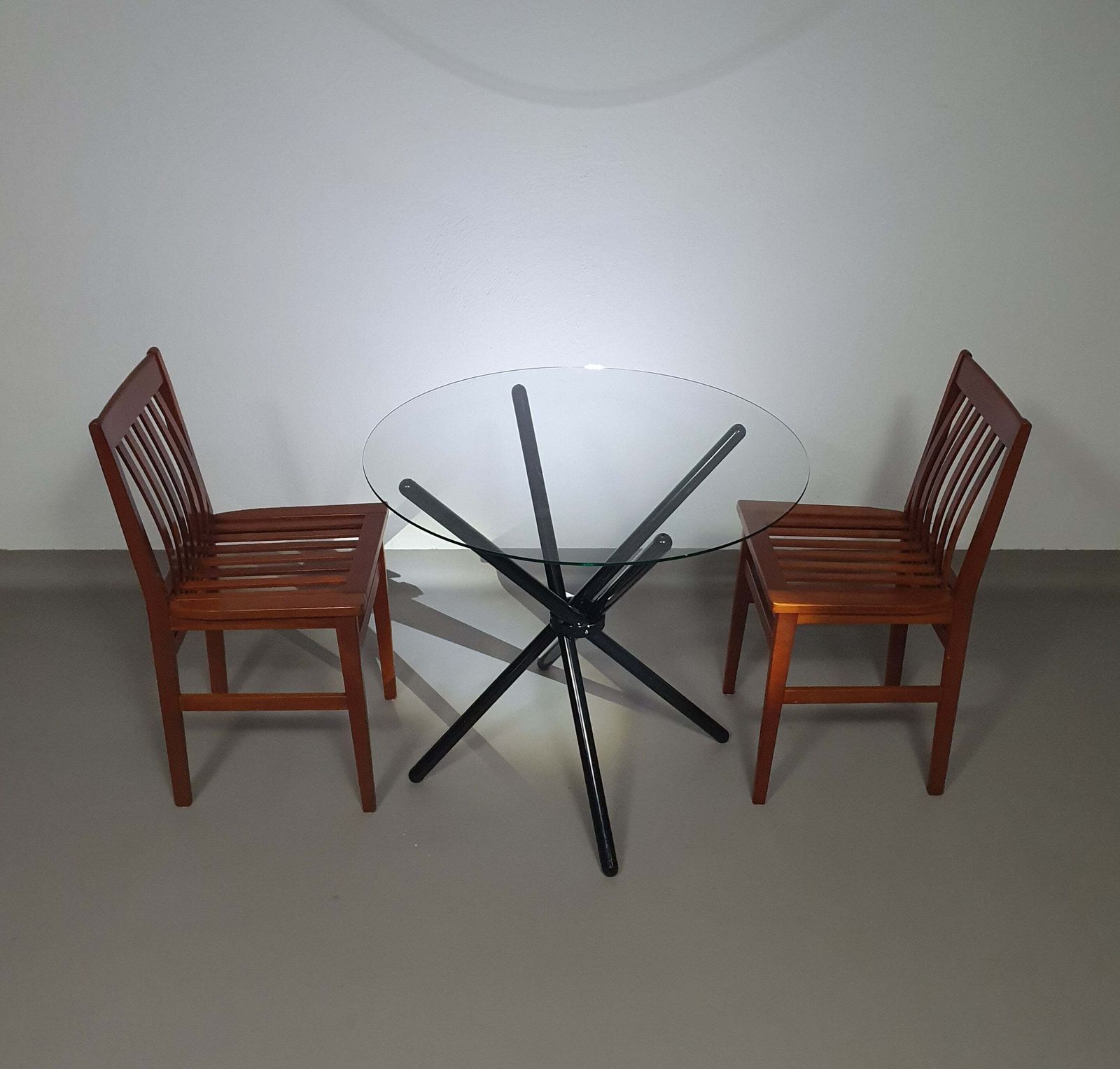 photo vintage A Thing Of Beauty Is A Joy For Ever. Italian Folding Table 80's Aluminium Frame
