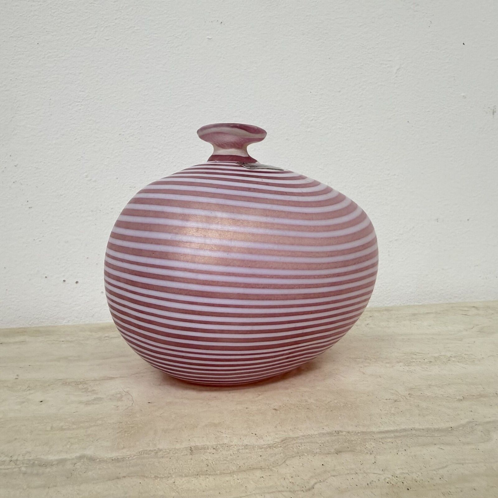photo vinterior Bertil Vallien For Kosta Boda Sweden Pink Glass Vase , 1990s