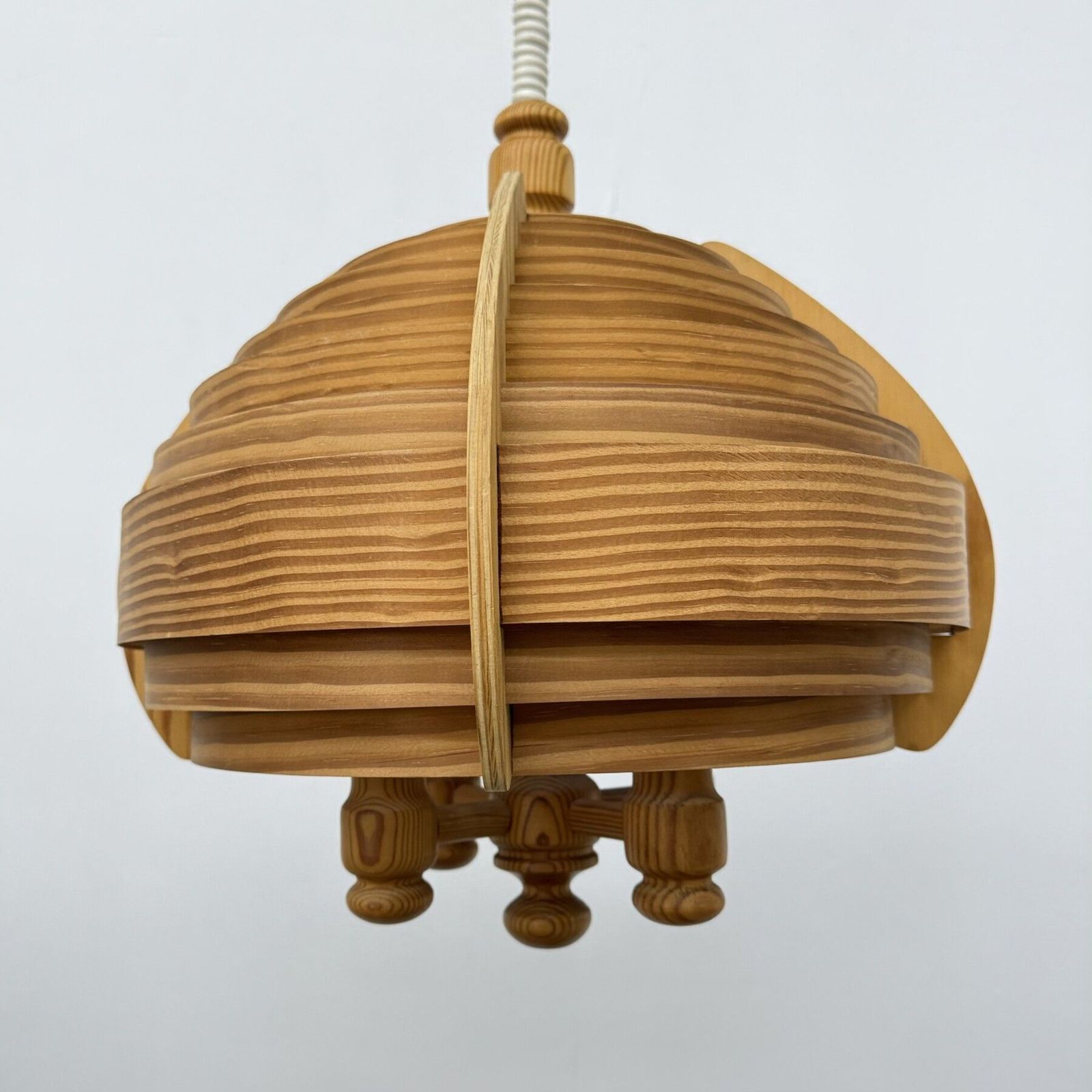 photo furniture Vintage Zweedse Hans Agne Jakobsson Lamella Hanglamp, Jaren 1970