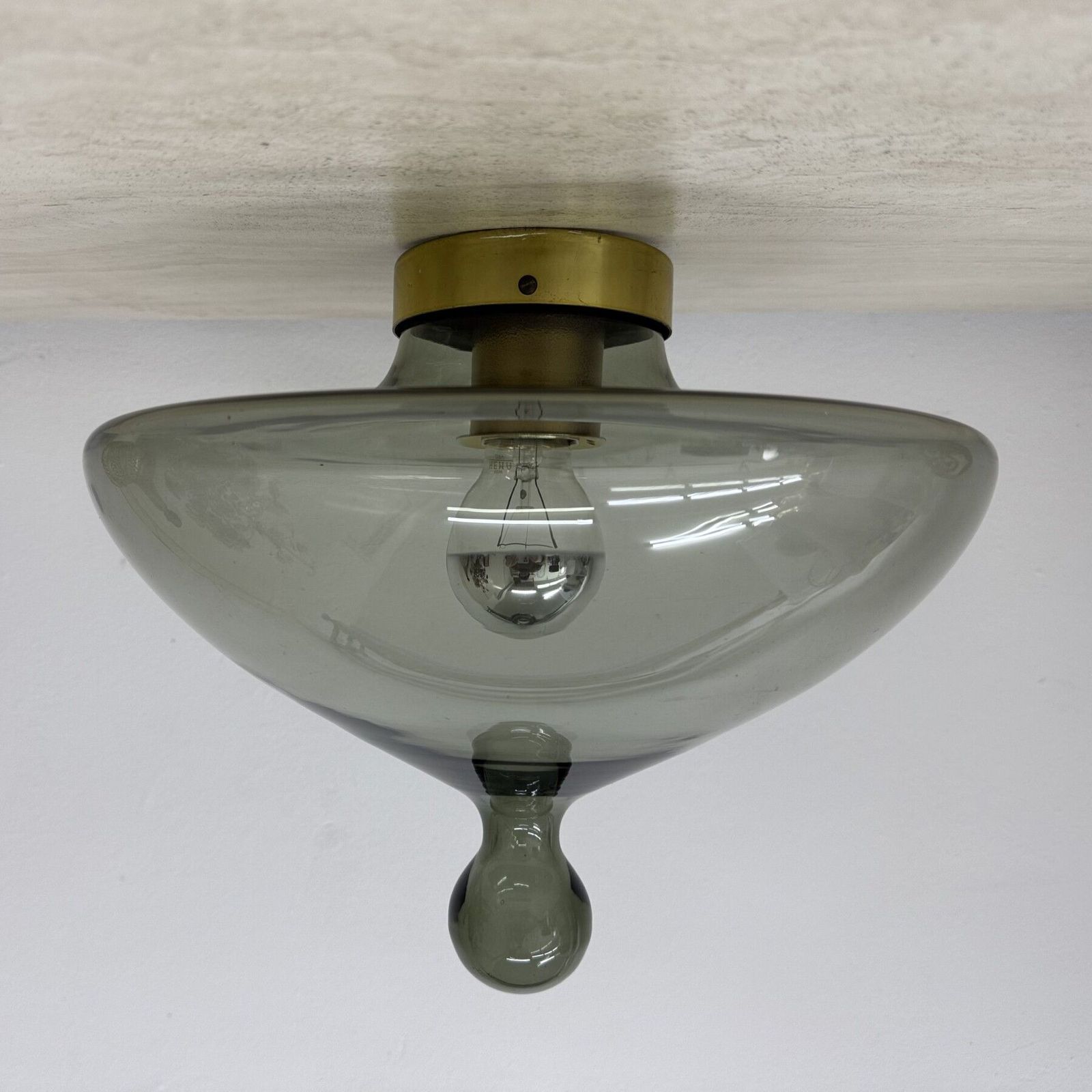 photo furniture Plafondlamp "Chaparral" Van Raak, Nederland, Jaren 1960
