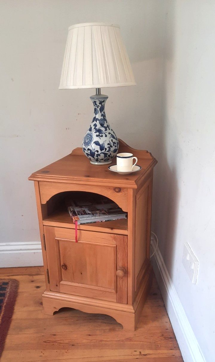 Vintage Country Style Solid Pine Bedside Cabinet Table photo furniture