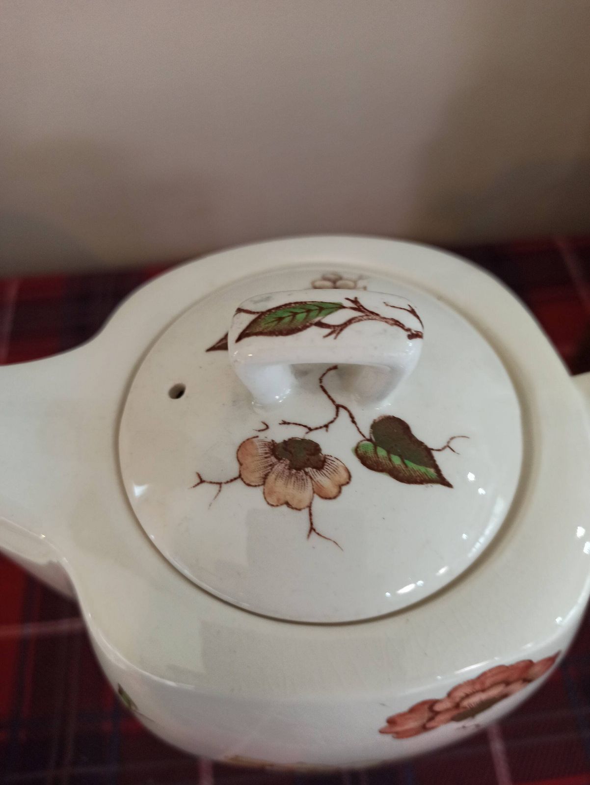photo furniture Burslem Midwinter Tea Set. Designed By Jessie Tait. Teapot, Milk Jug And Sugar Bowl. "Ming Tree".