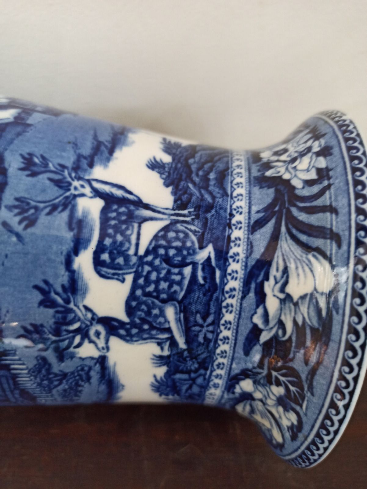 Wedgwood Rare Antique Fallow Deer Vase. Etruria. photo buy