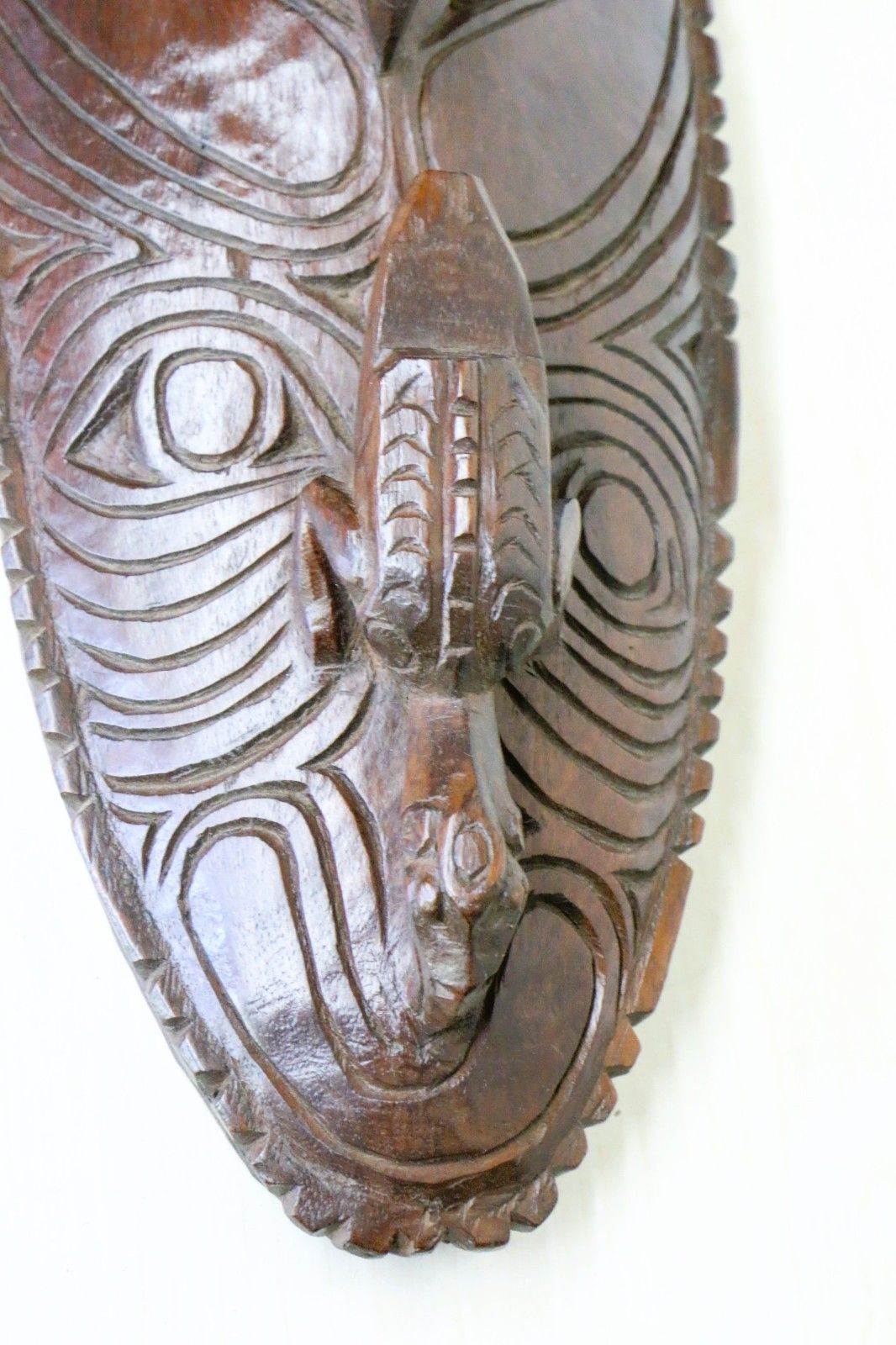 photo furniture Vintage Pacific Islands Tribal Art Face Mask Hand Carved Wood Papua New Guinea