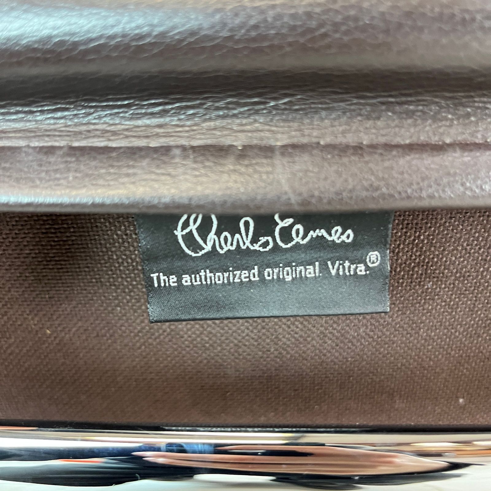 1683.0 Eames Vitra For Herman Miller Brown Leather Soft Pad Group Chair photo