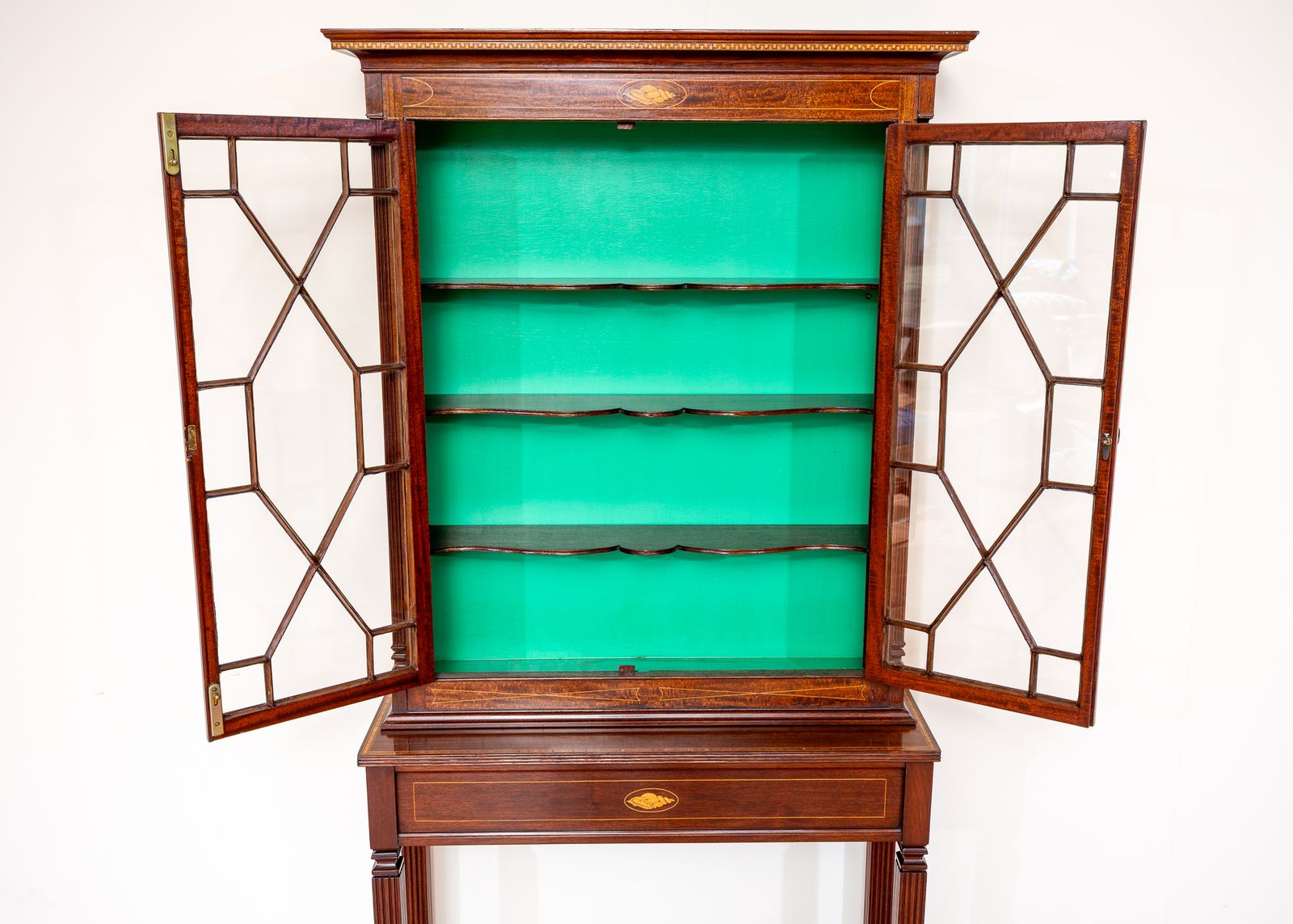 Fine Antique Glazed Cabinet And Consol.E Tabl.E Matching Set Inlaid Mahogany Astragal Glass Edwardia.N Victoria.N Hallway Living Room photo vinterior