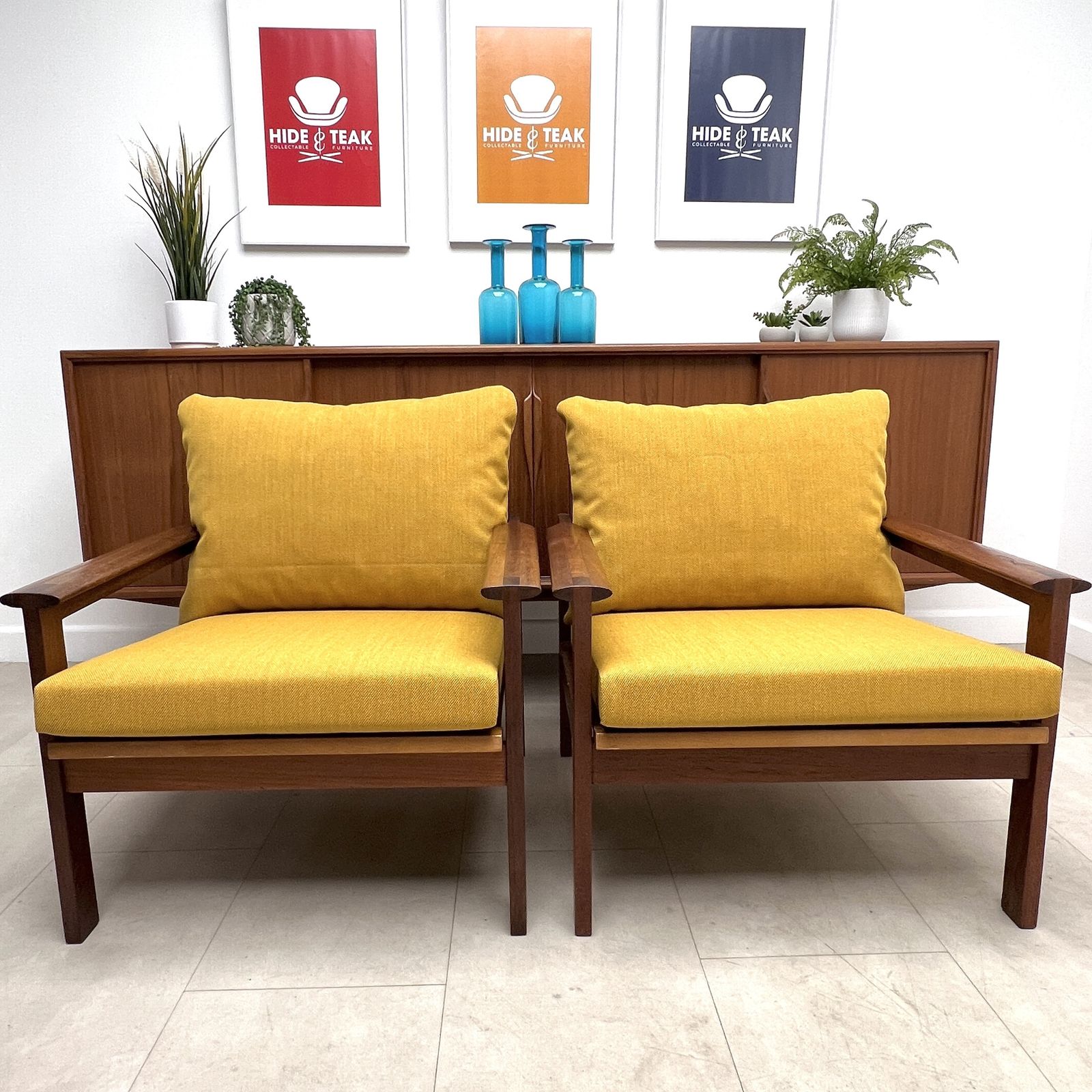 Danish Armchairs By Illum Wikkelsø photo vinterior