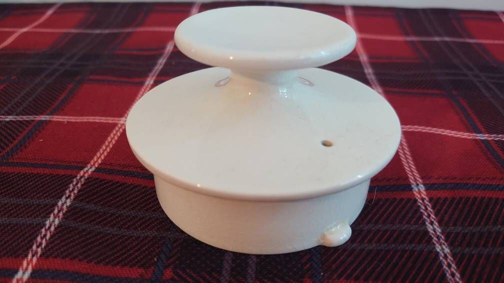 Sage Green Beswick 1958 Tall Teapot And Cup And Saucer. Excellent Condition photo Home Decor