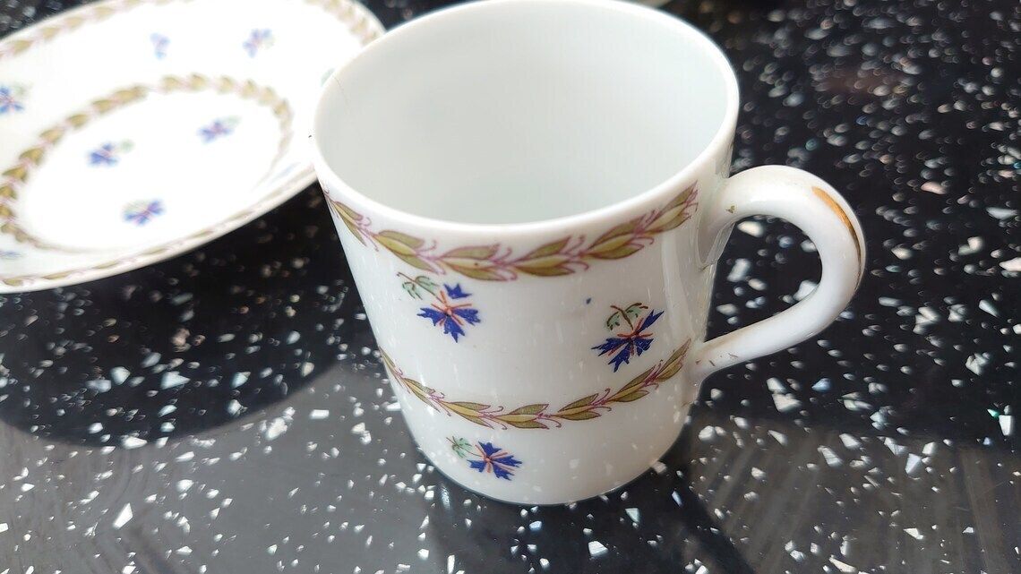 Vintage Austrian Ceramic Demitasse Tea Set   4 Cups And Saucers   Blue Floral Embellishments   Very Good Condition photo vinterior