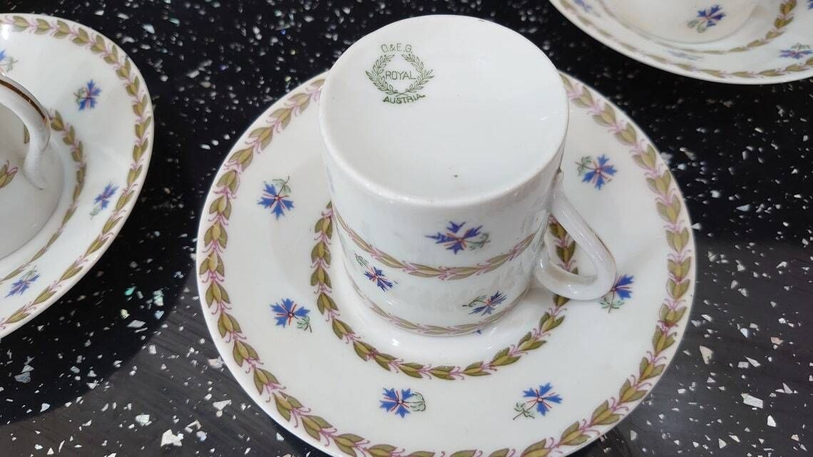 Vintage Austrian Ceramic Demitasse Tea Set   4 Cups And Saucers   Blue Floral Embellishments   Very Good Condition photo buy