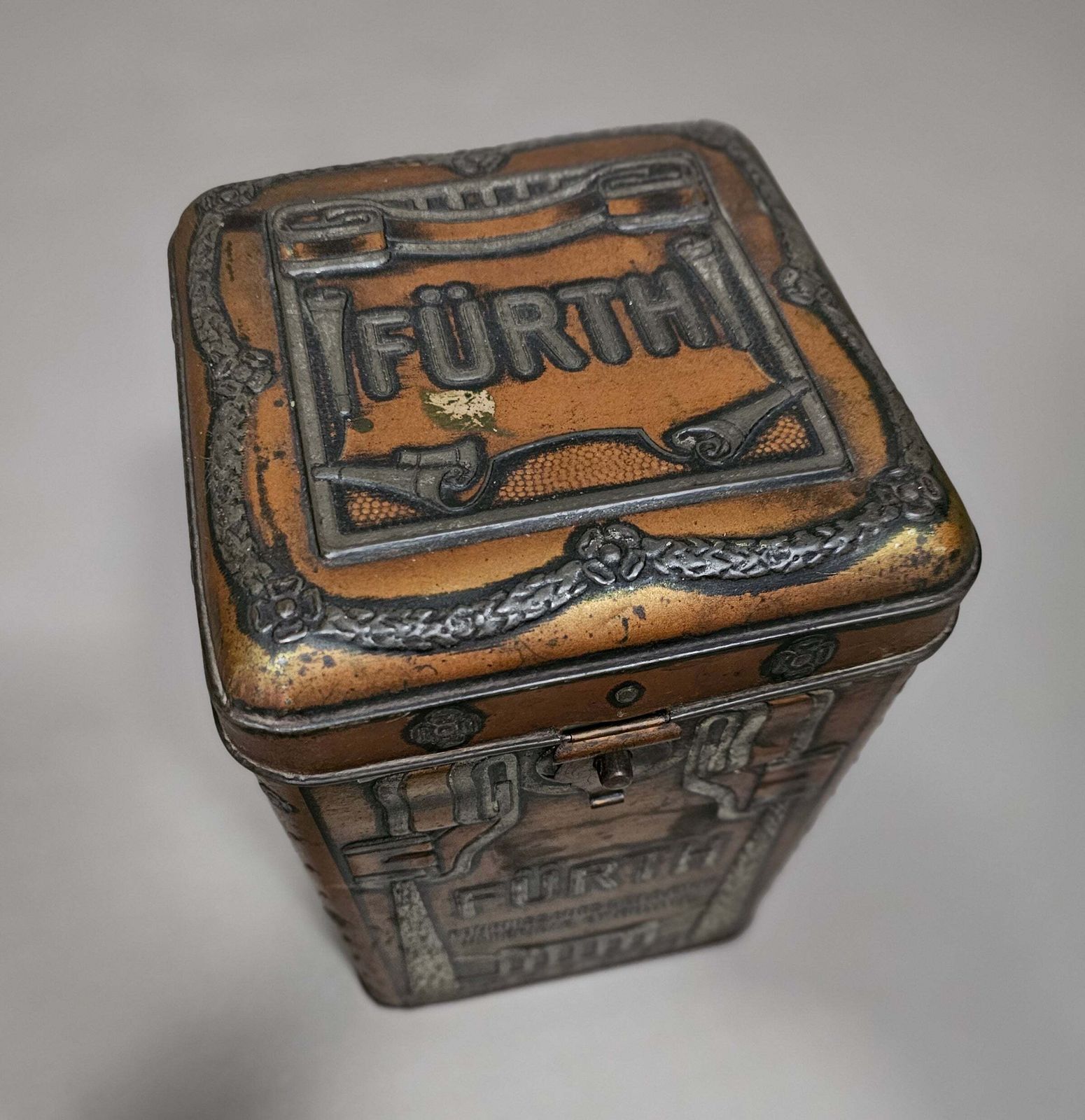 photo for sale Rare Vintage Fürth Vintage Candy / Cookies Box France 1940s